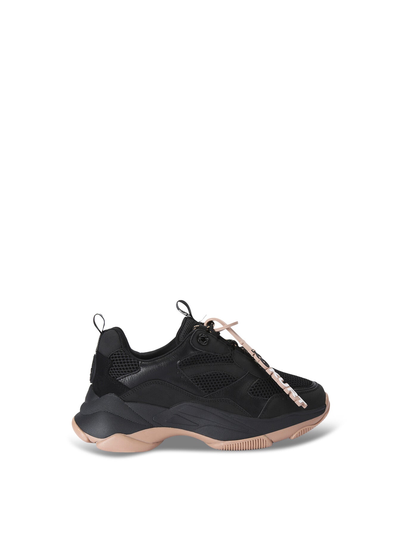 LILA LACE UP