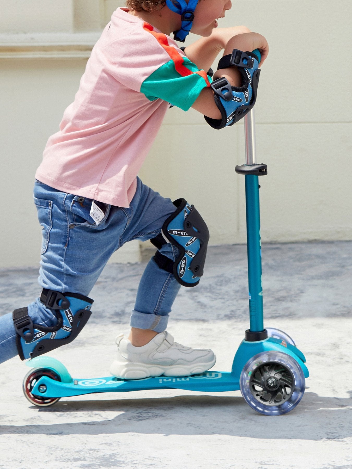 Mini Micro Led Deluxe Scooter