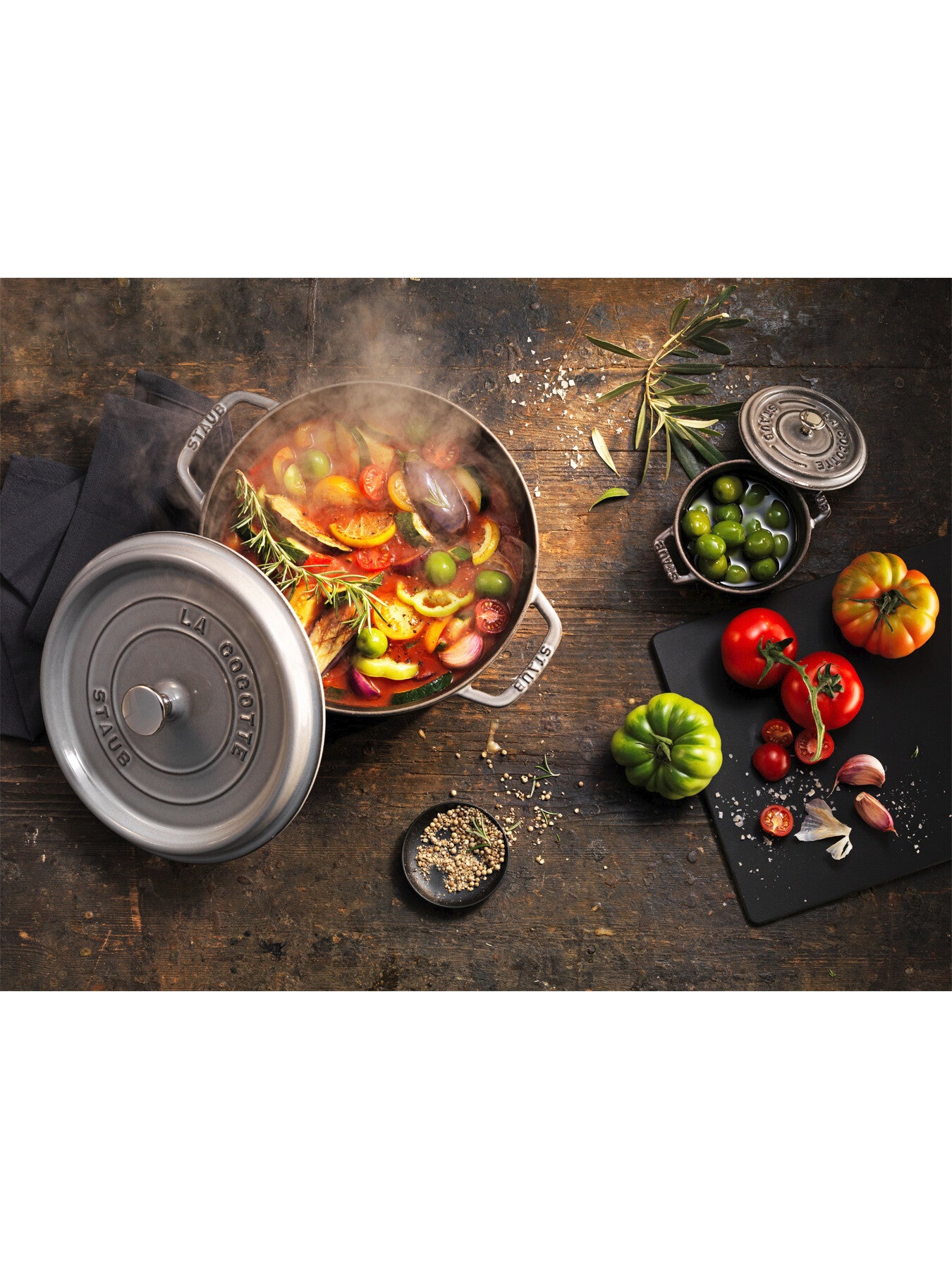 28cm Round Cocotte
