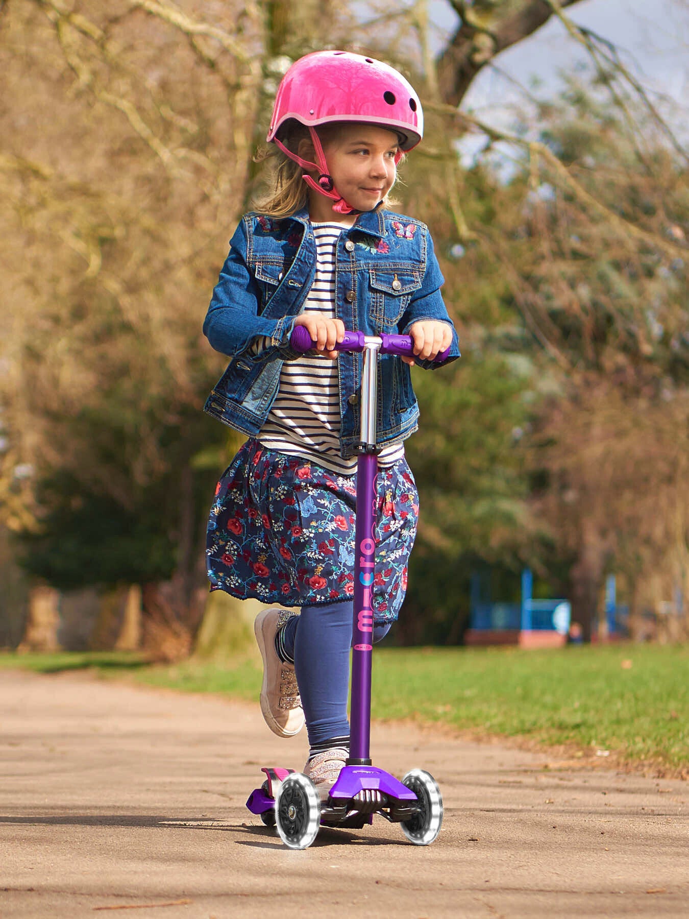 Maxi Micro Led Deluxe Scooter