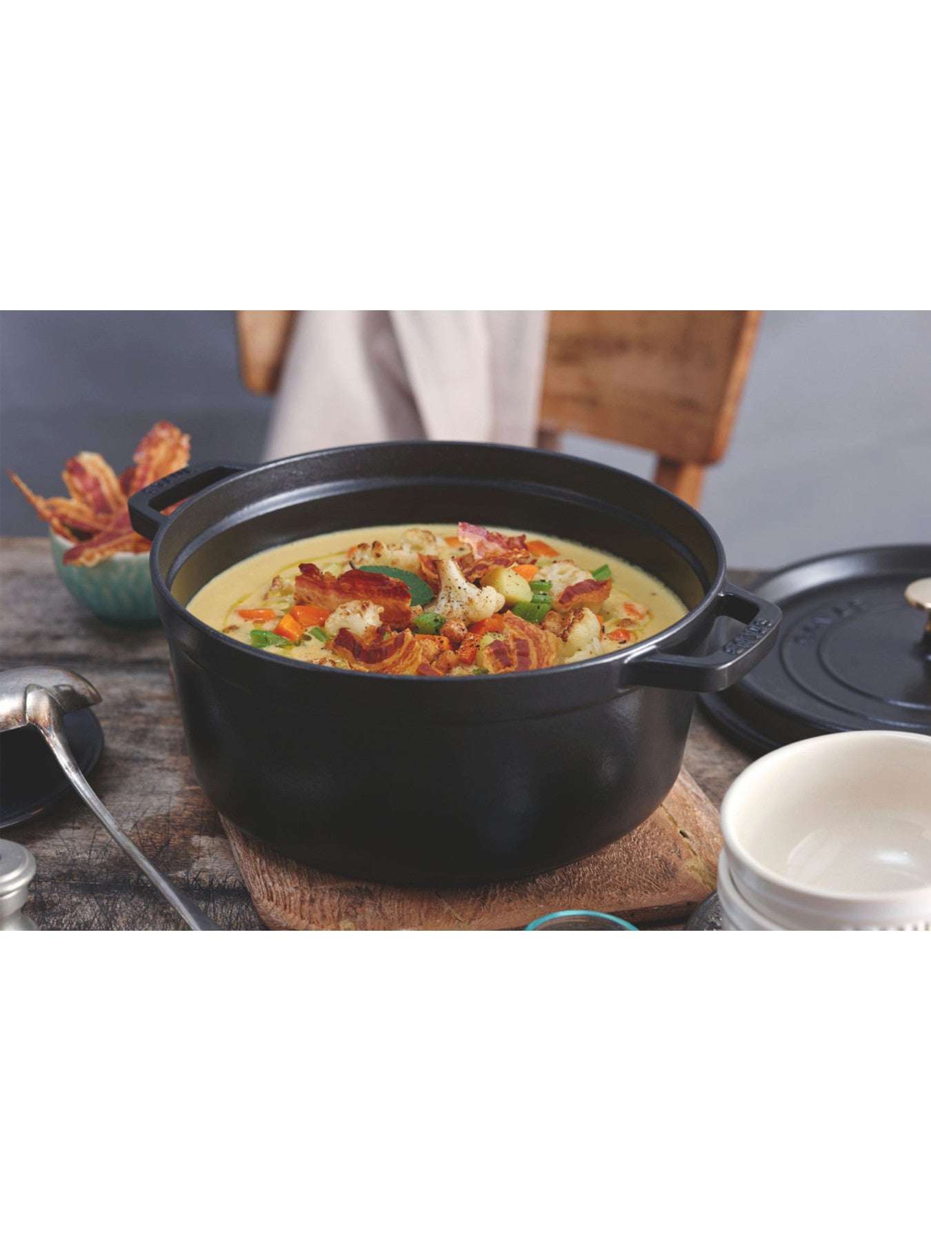 Round Cast Iron Cocotte 24cm