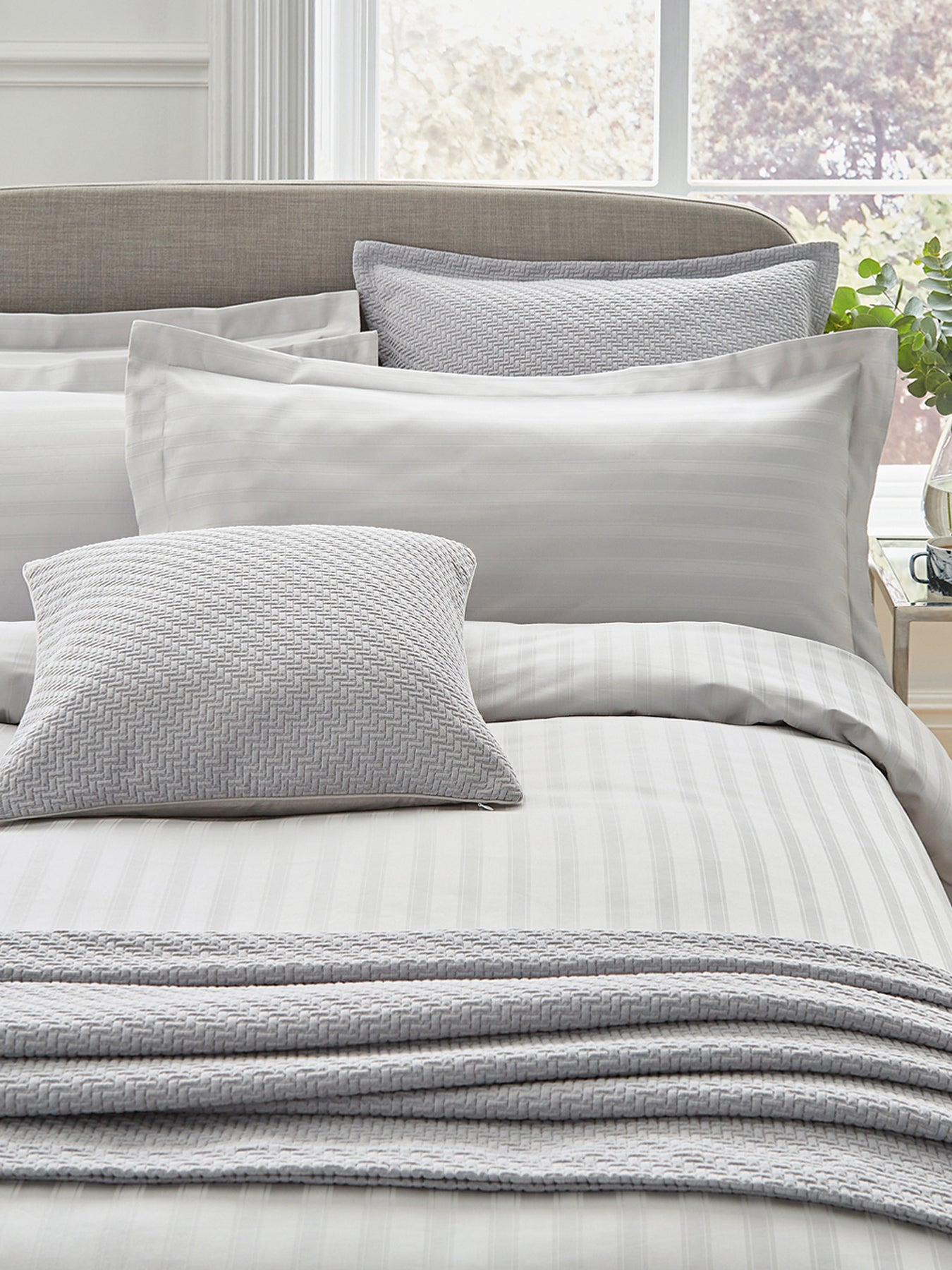 Adan Silver Queen Duvet Cover