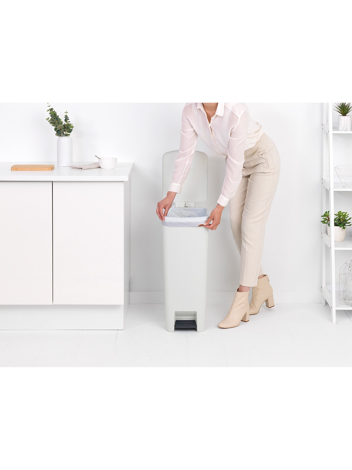 StepUp Pedal Bin