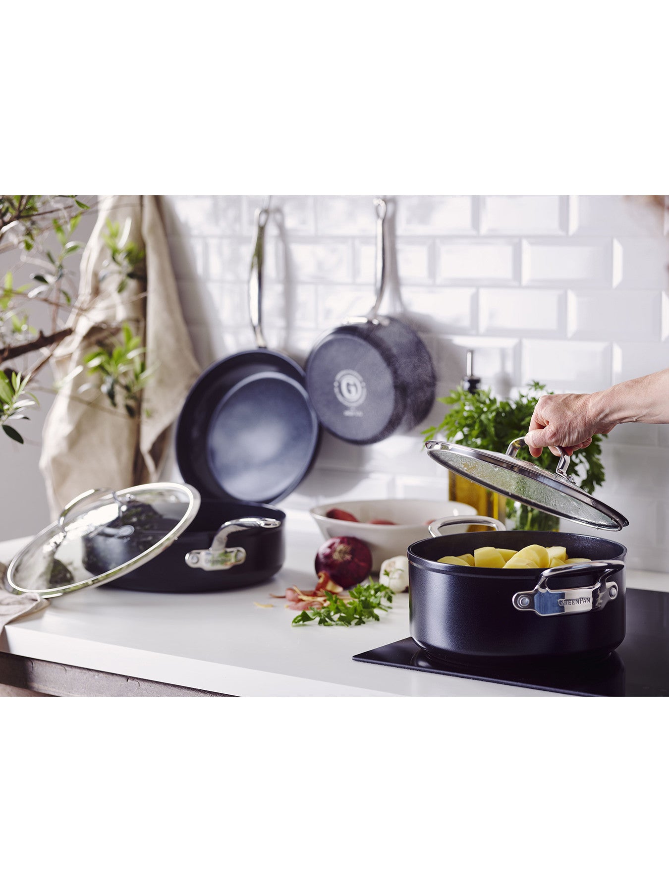 Barcelona Pro Heavy Guage Aluminium Saucepan 18cm