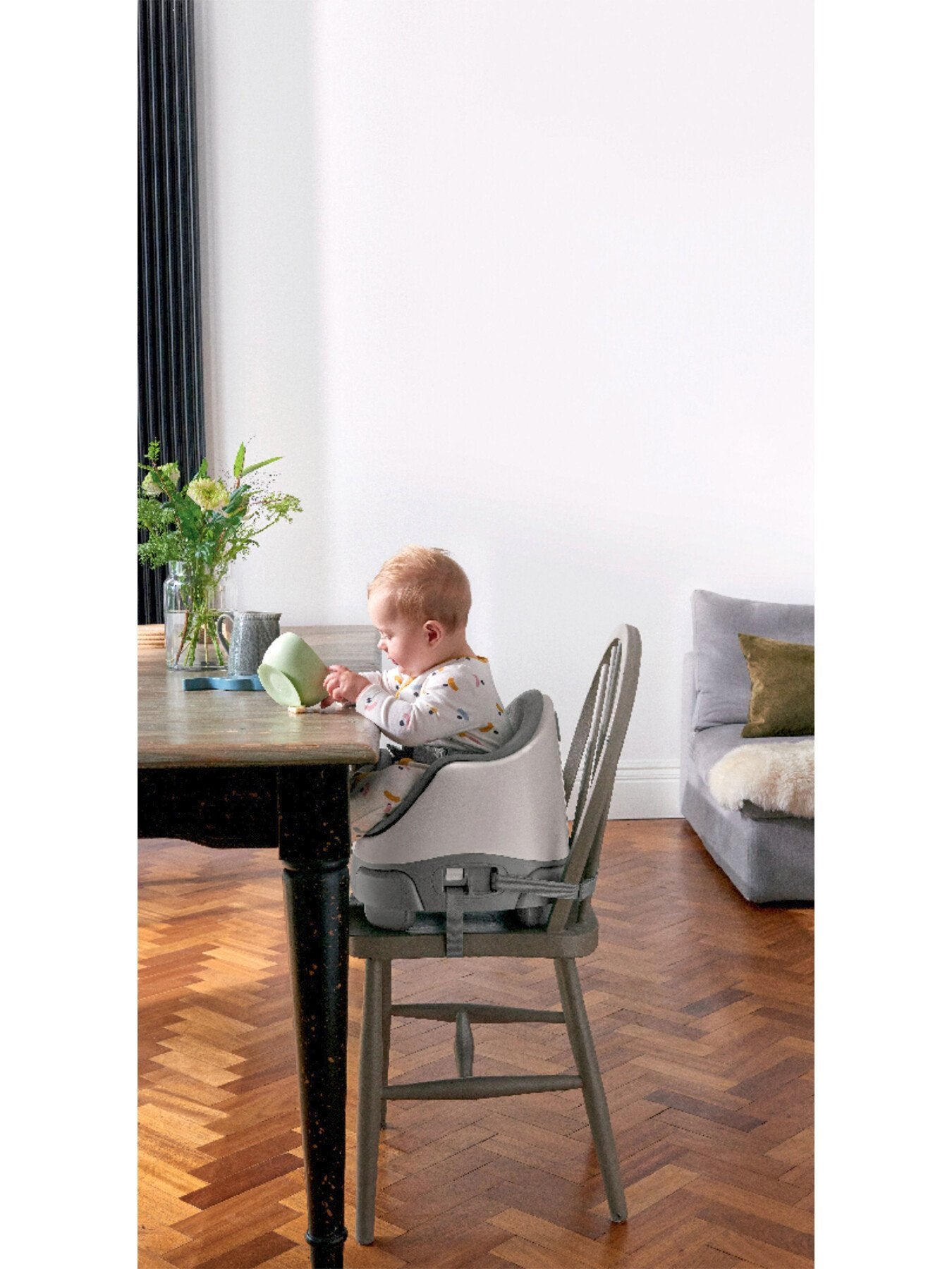 Bug 3-in-1 Floor Booster Seat with Activity Tray