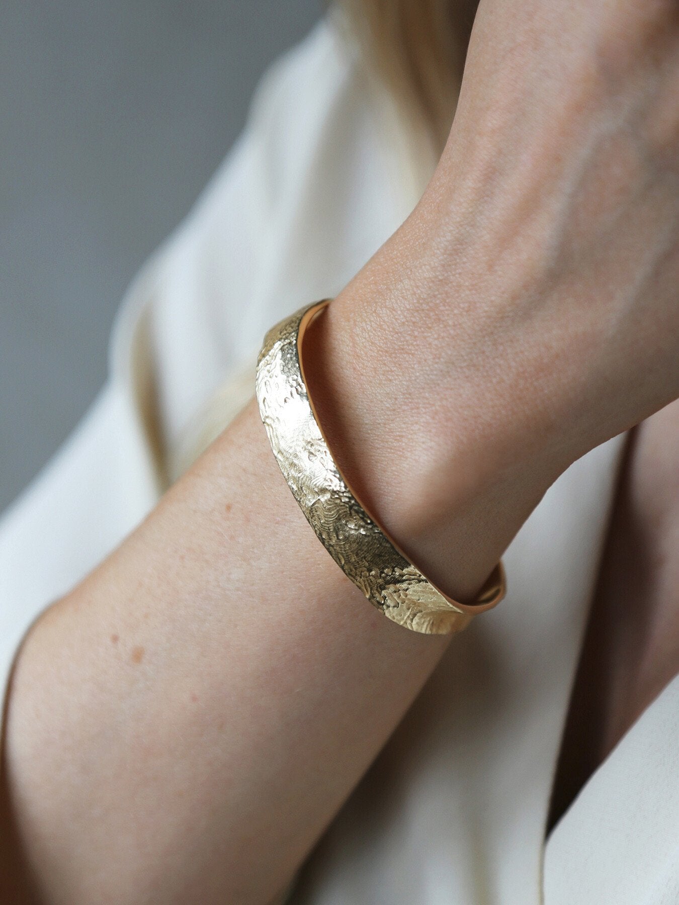 Voyage Bangle