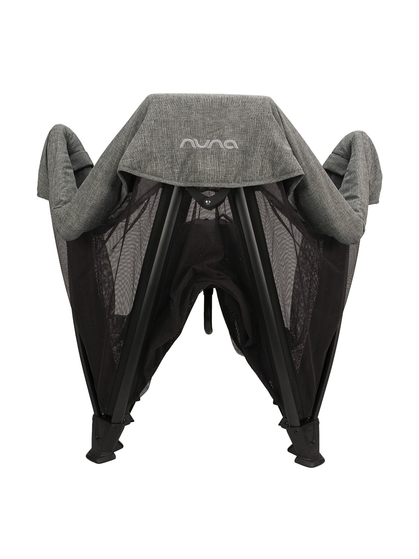 Sena Aire with Zip on Bassinet