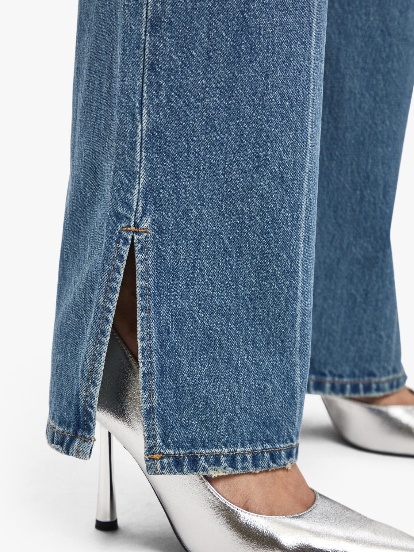 Roy Jeans