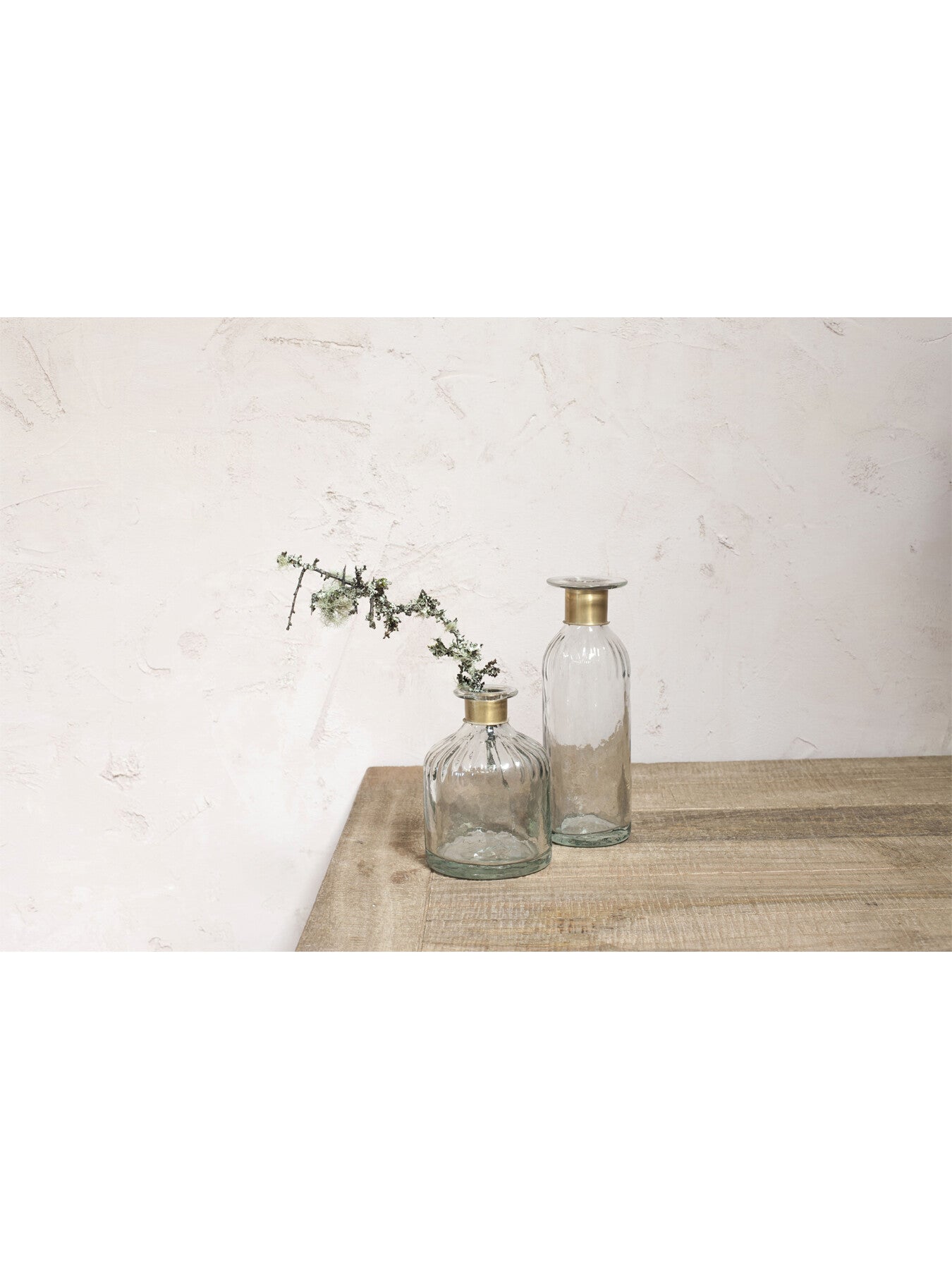 Chara Small Hammered Bottle Lines