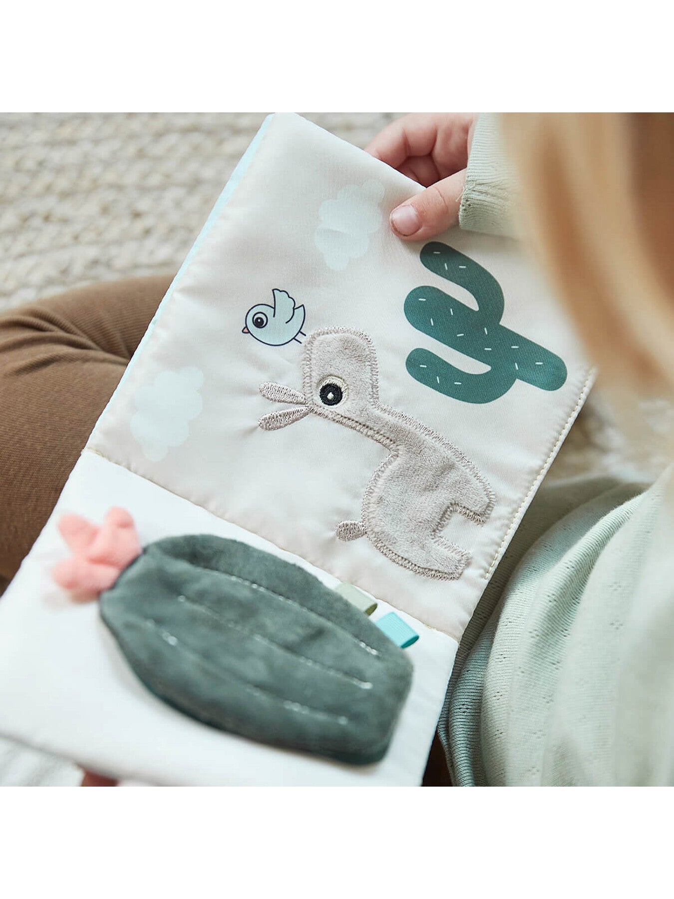 Activity Book Lalee
