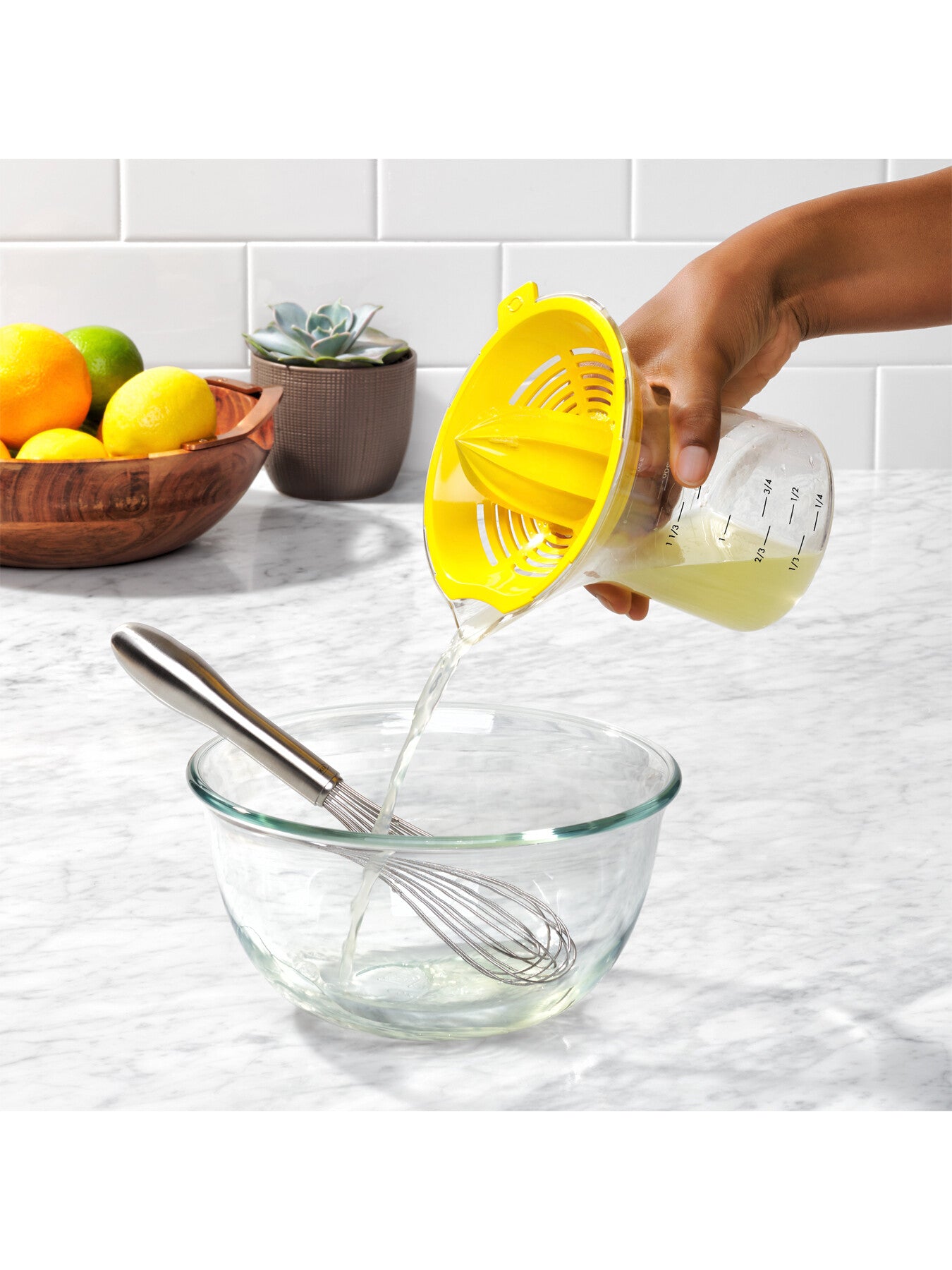 2-in-1 Citrus Juicer