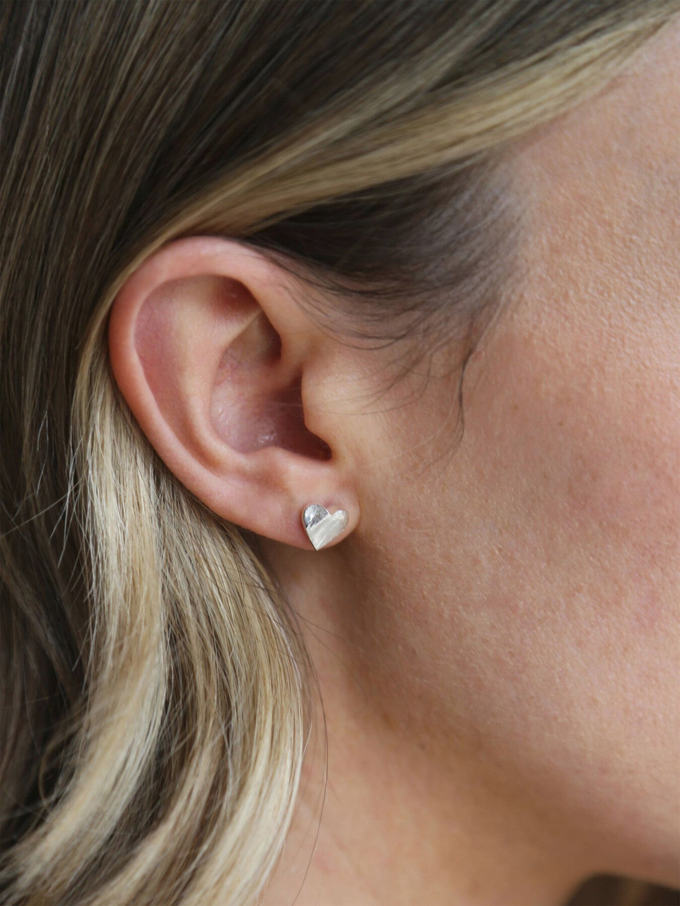 Sweetheart earrings