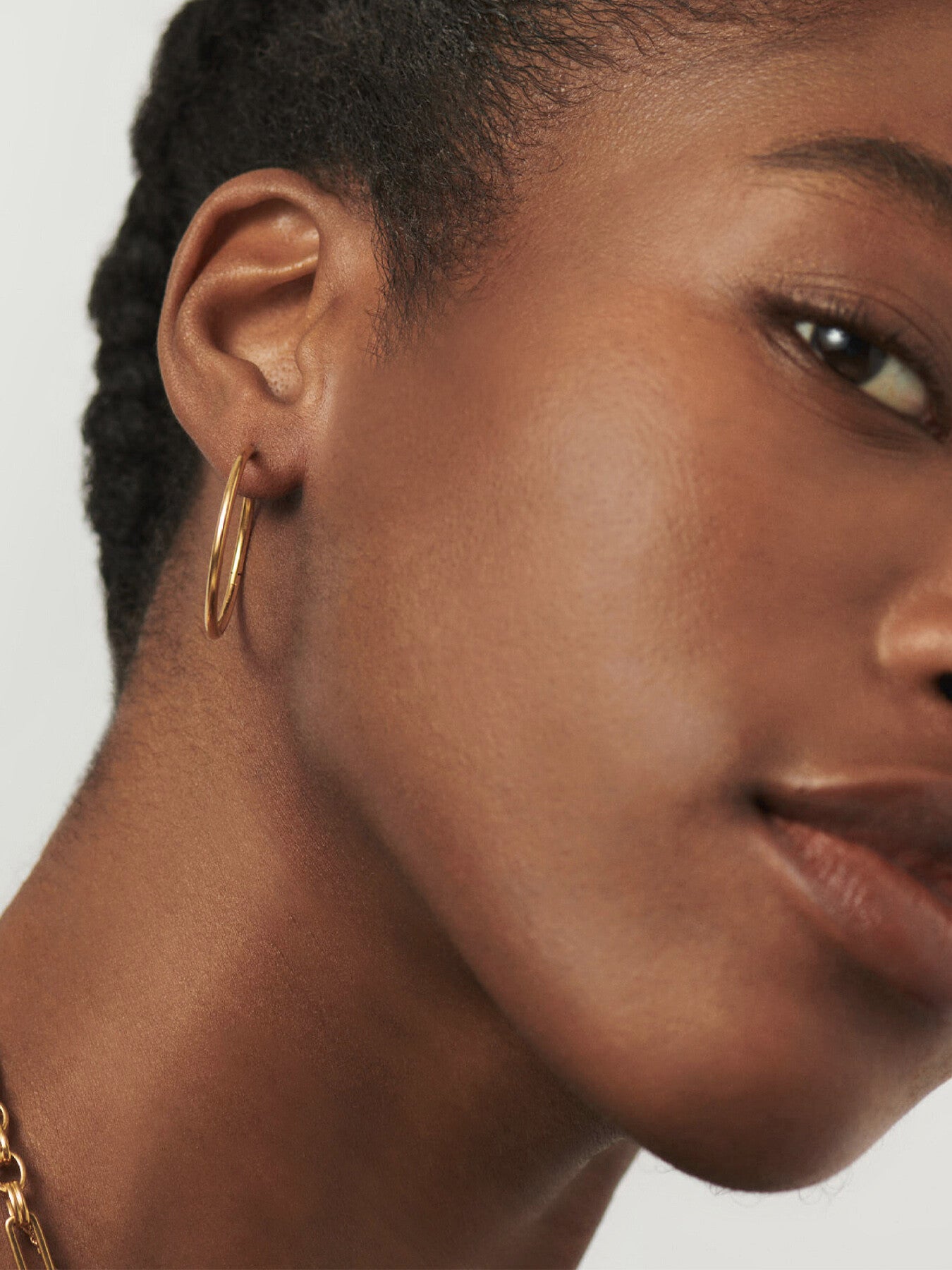 Plain Medium Hoop