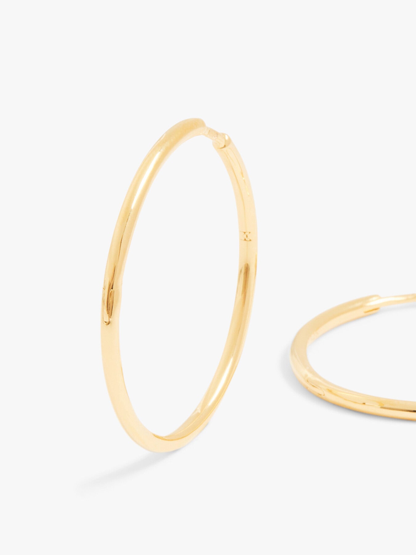 Plain Medium Hoop