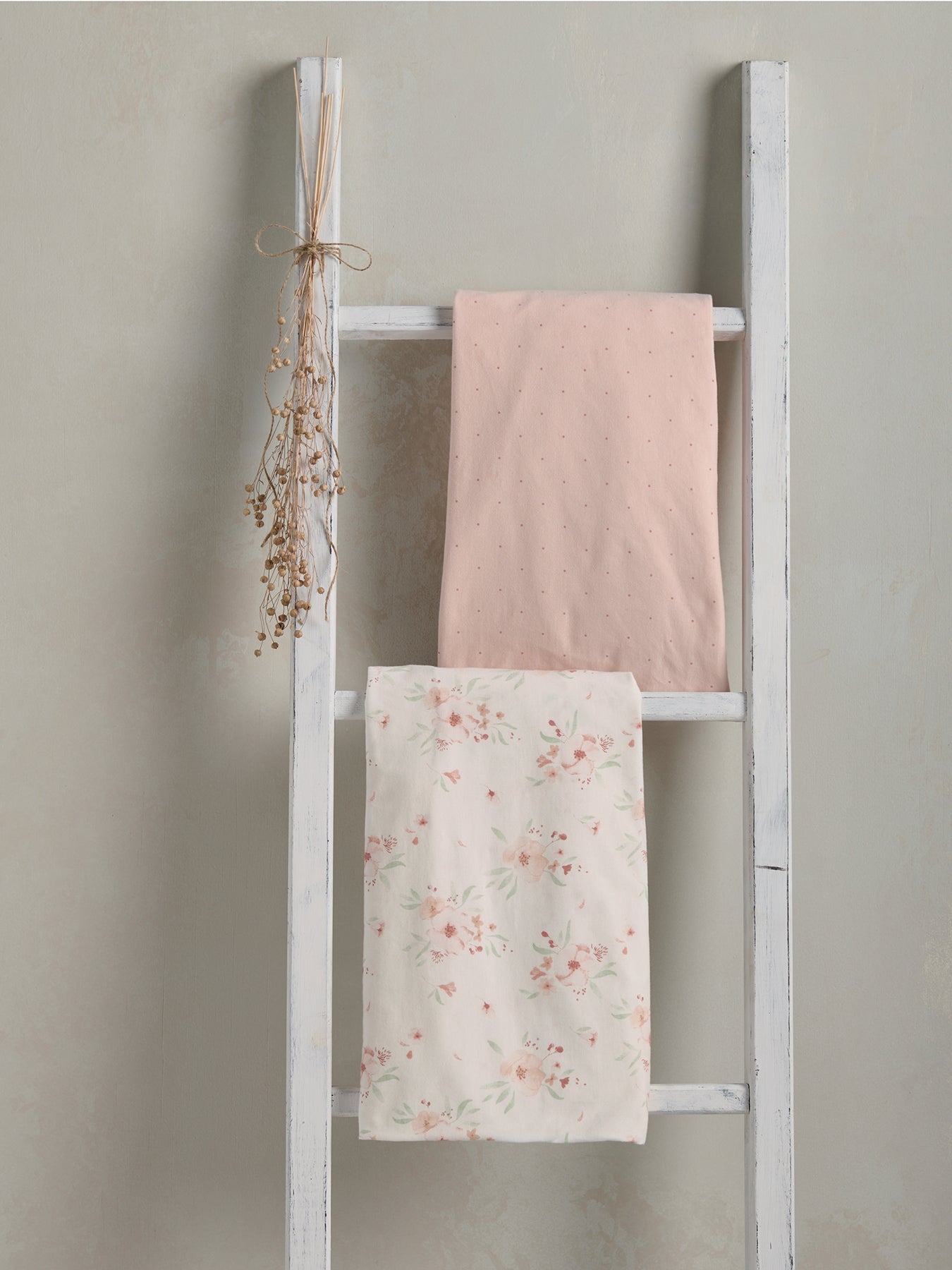 2 CotBed Fitted Sheets Floral