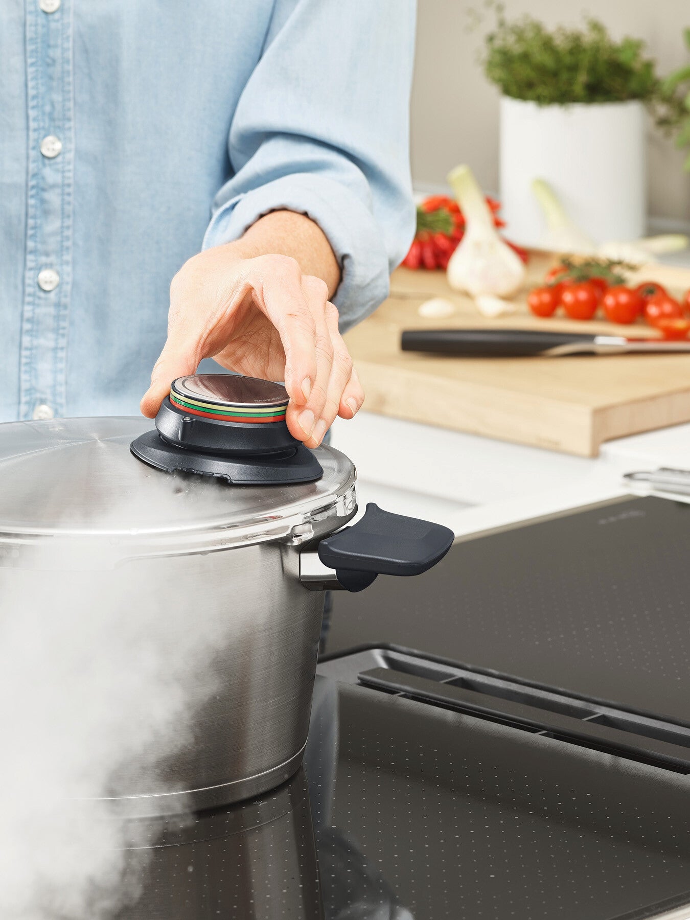 Vitaquick Premium Pressure Cooker 26cm