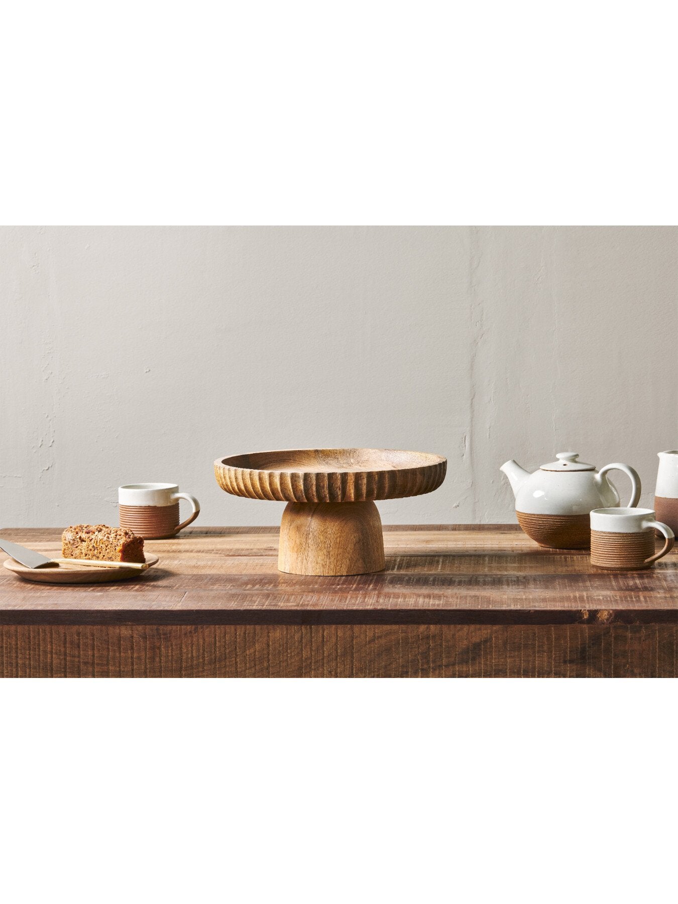 Gavivi Mango Wood Stand Small