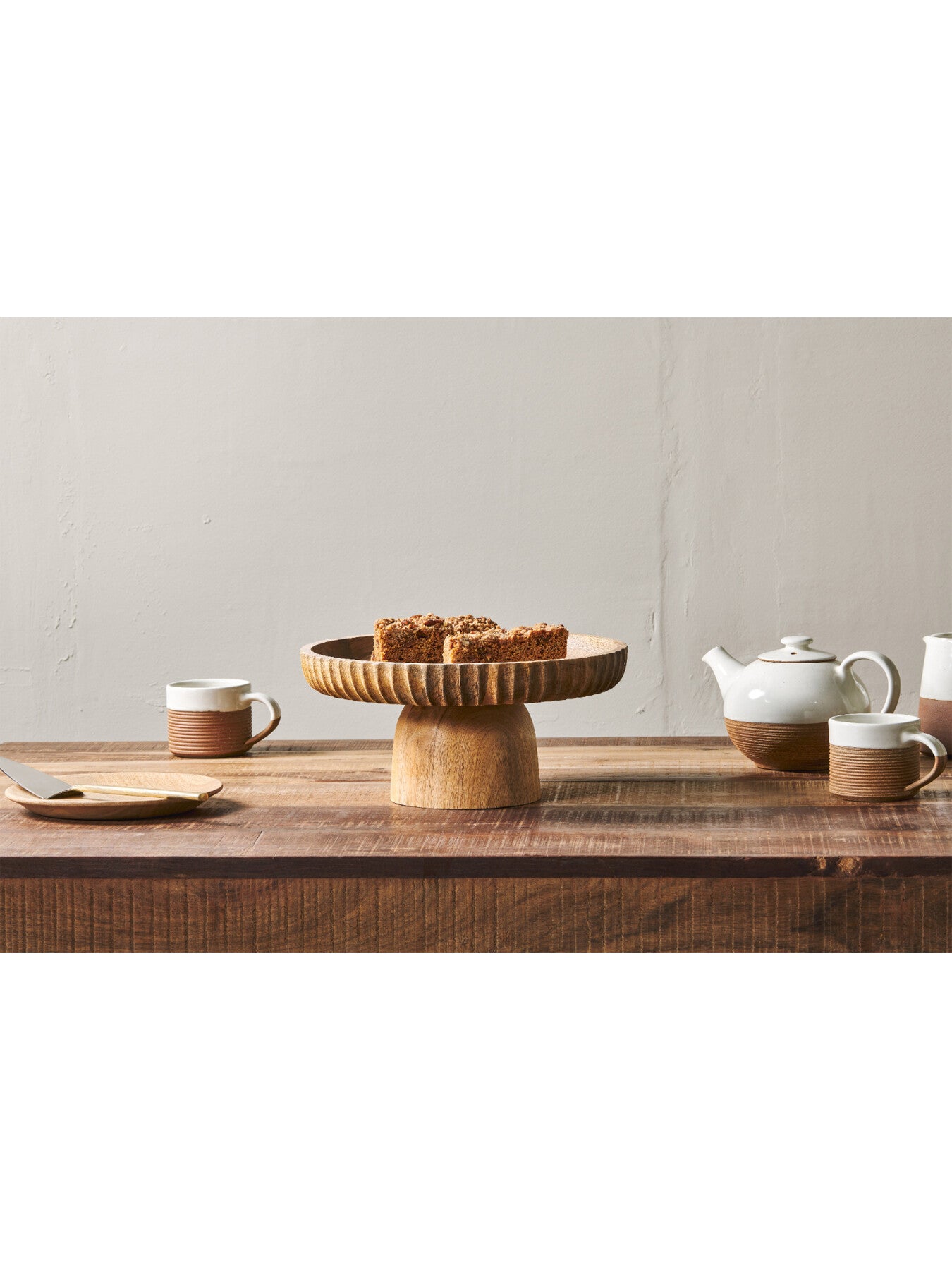 Gavivi Mango Wood Stand Small