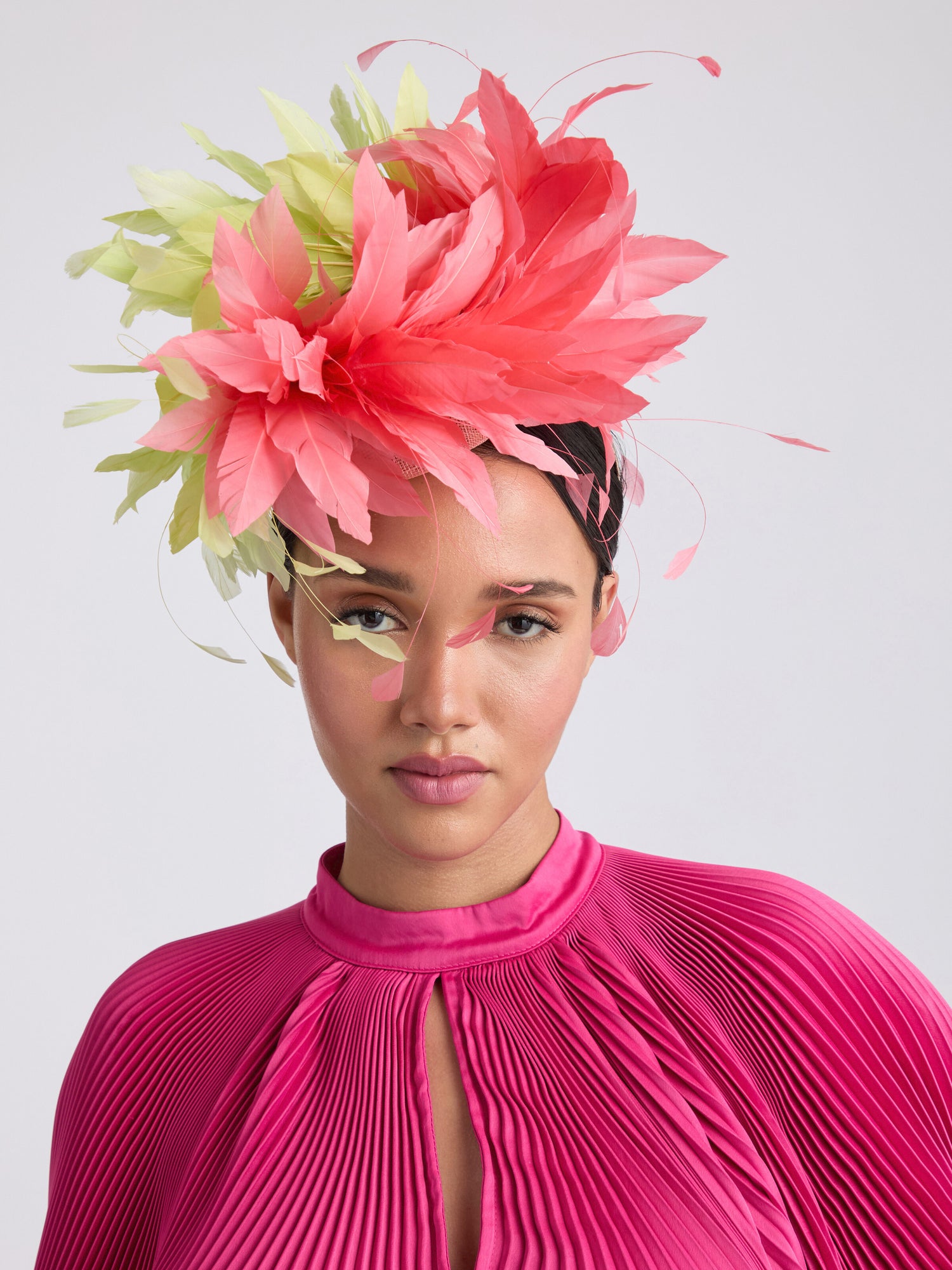 Button Beret with Goose Feathers Fascinator