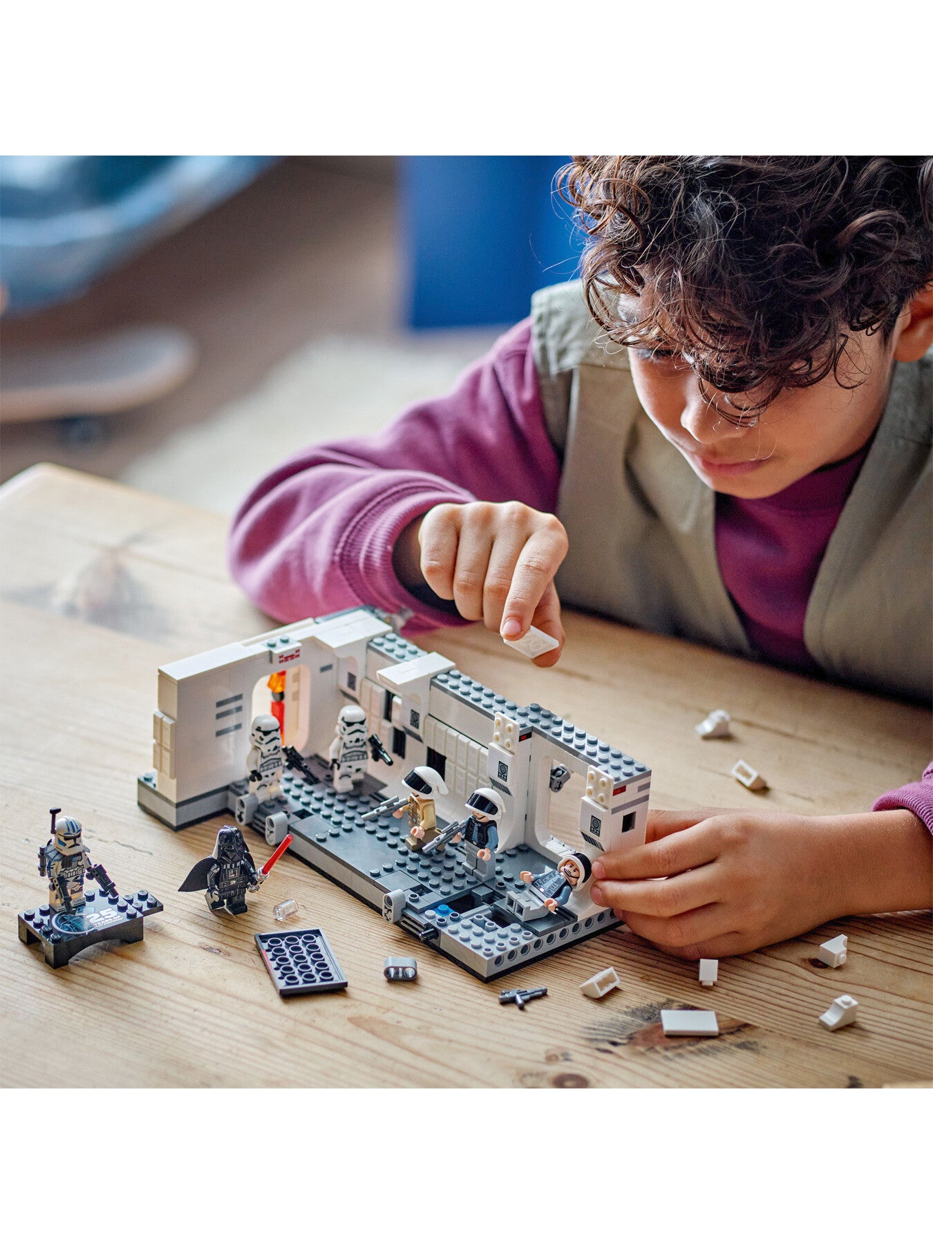 LEGO Star Wars Boarding the Tantive IV Set