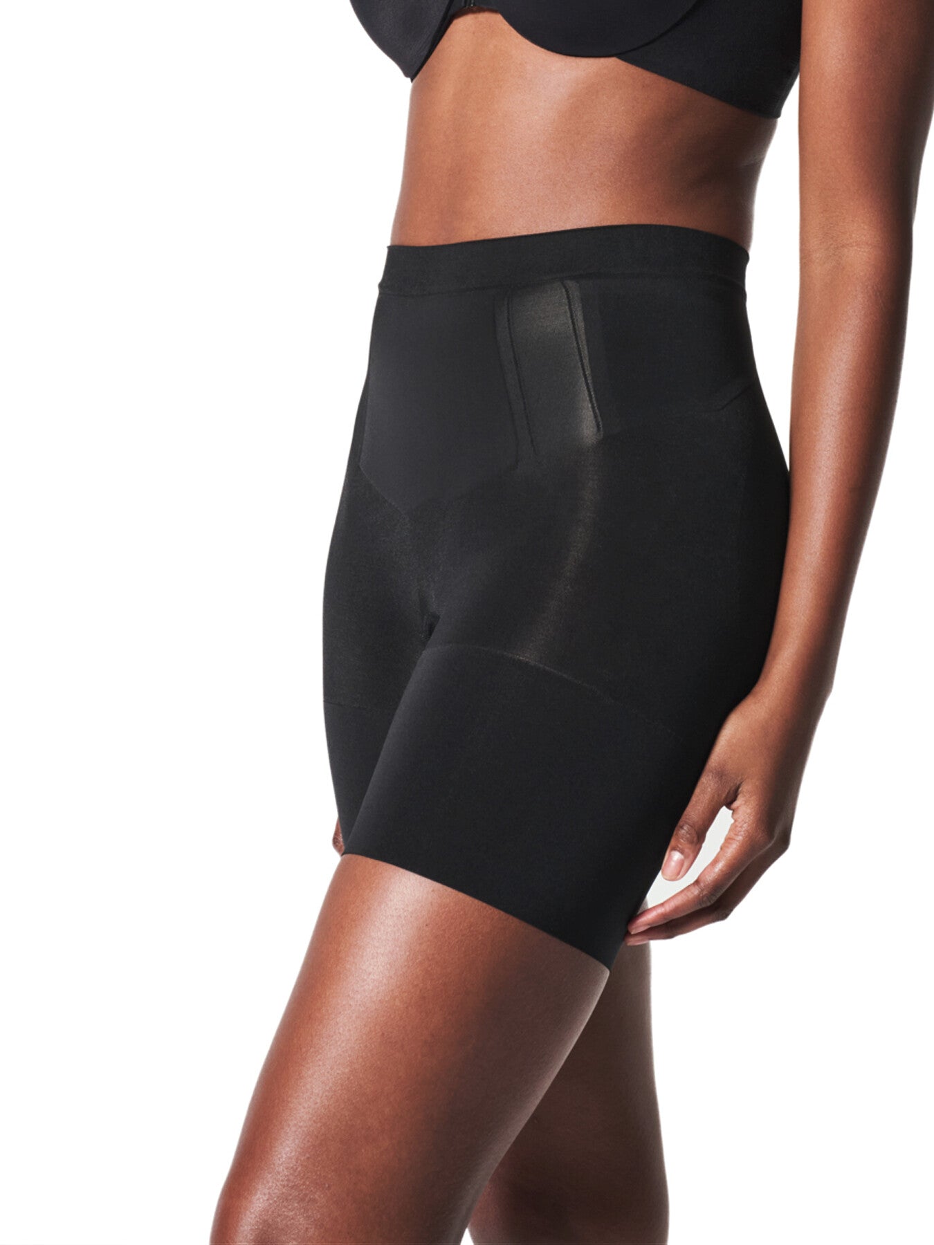 Mid Thigh Short