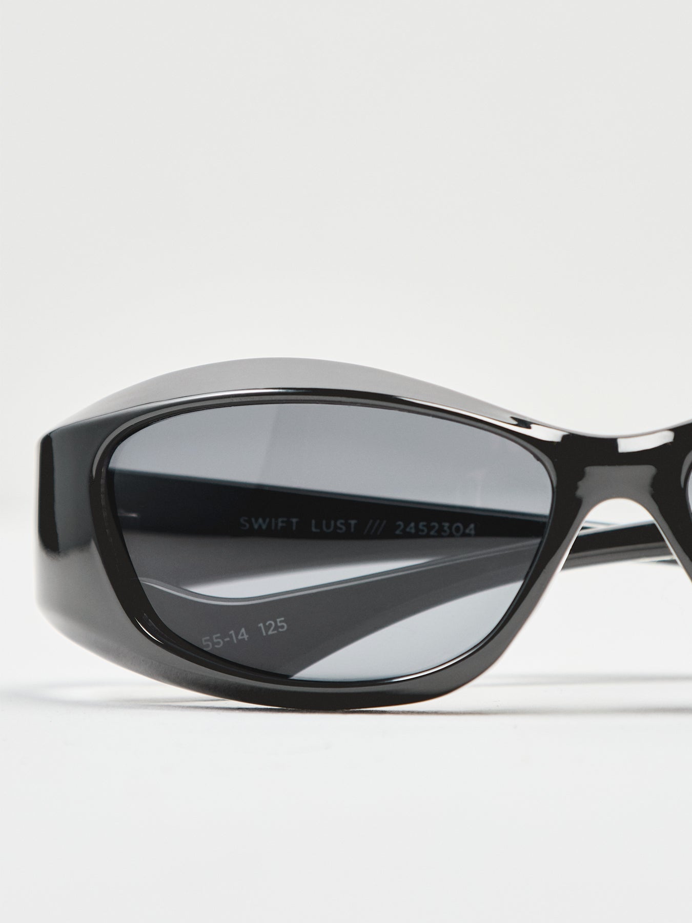 Swift Lust Sunglasses