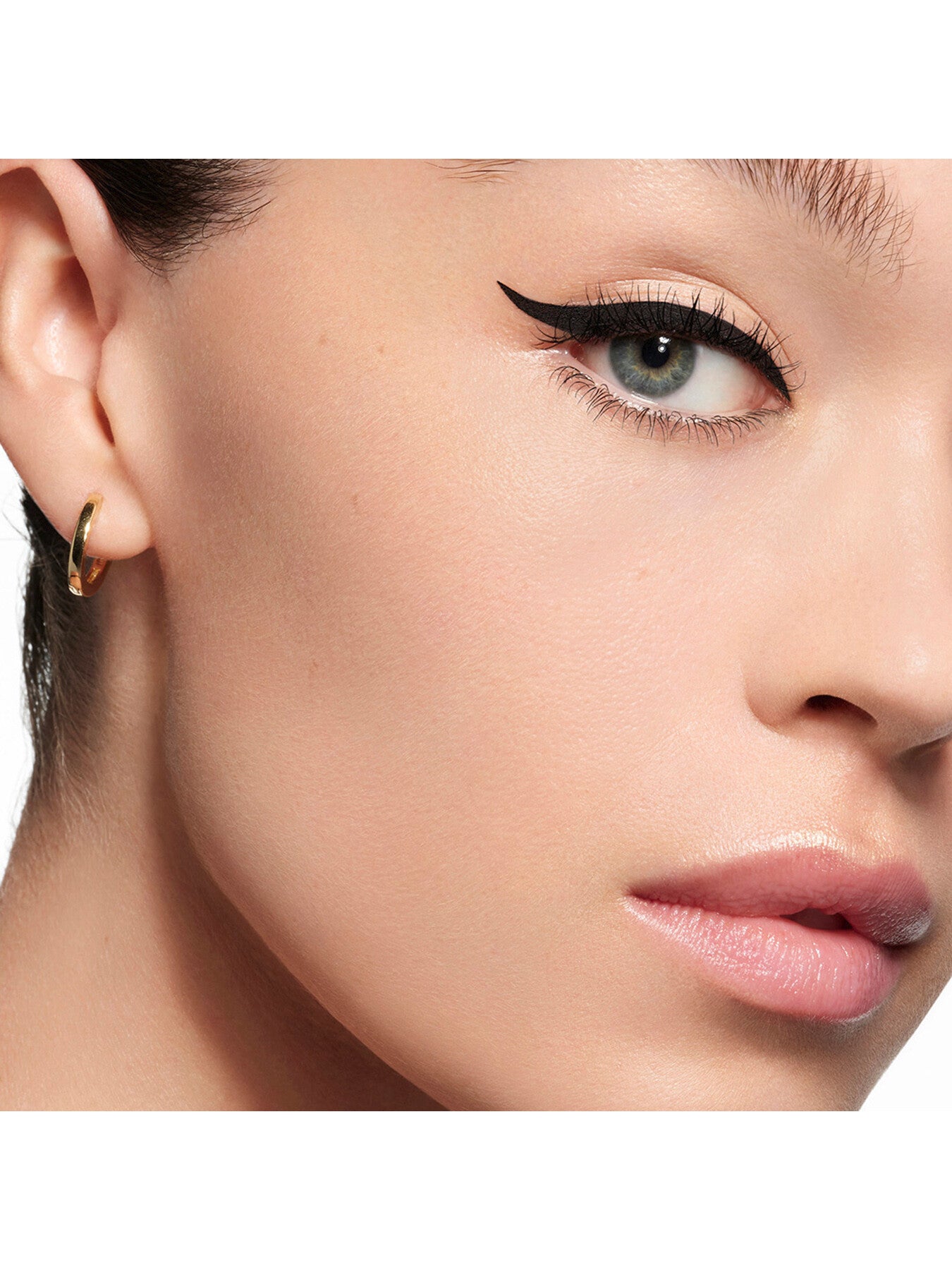Noir G Graphic Liner 24h - Waterproof