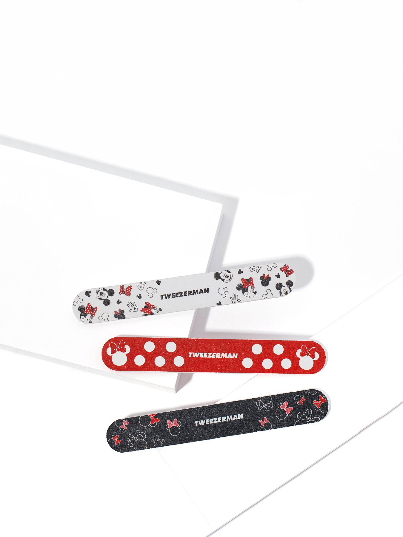 Disneys Mickey and Minnie Ear-esistible Nail File Set