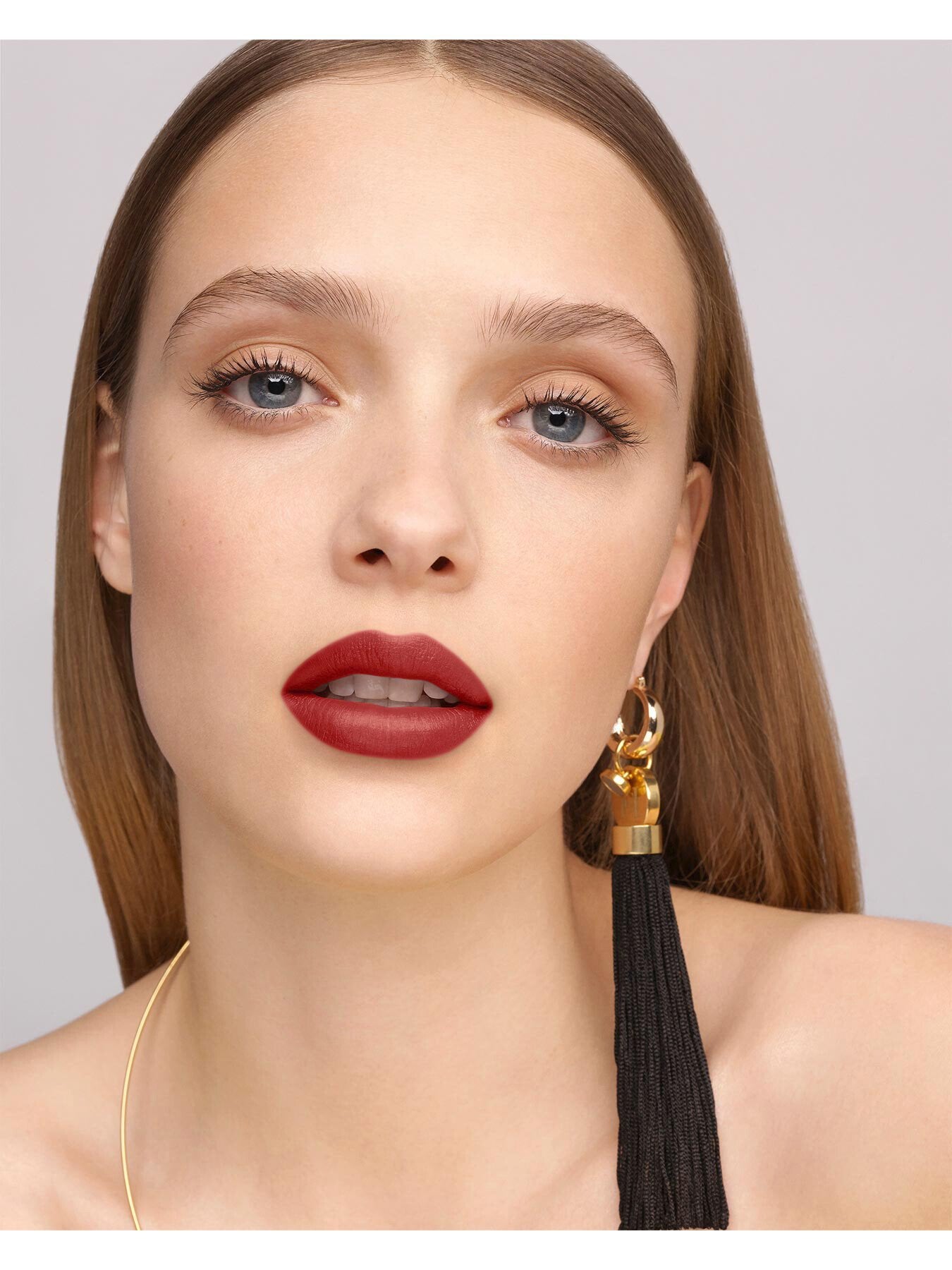 Fabulous Kiss Lipstick Blur Matte Refill