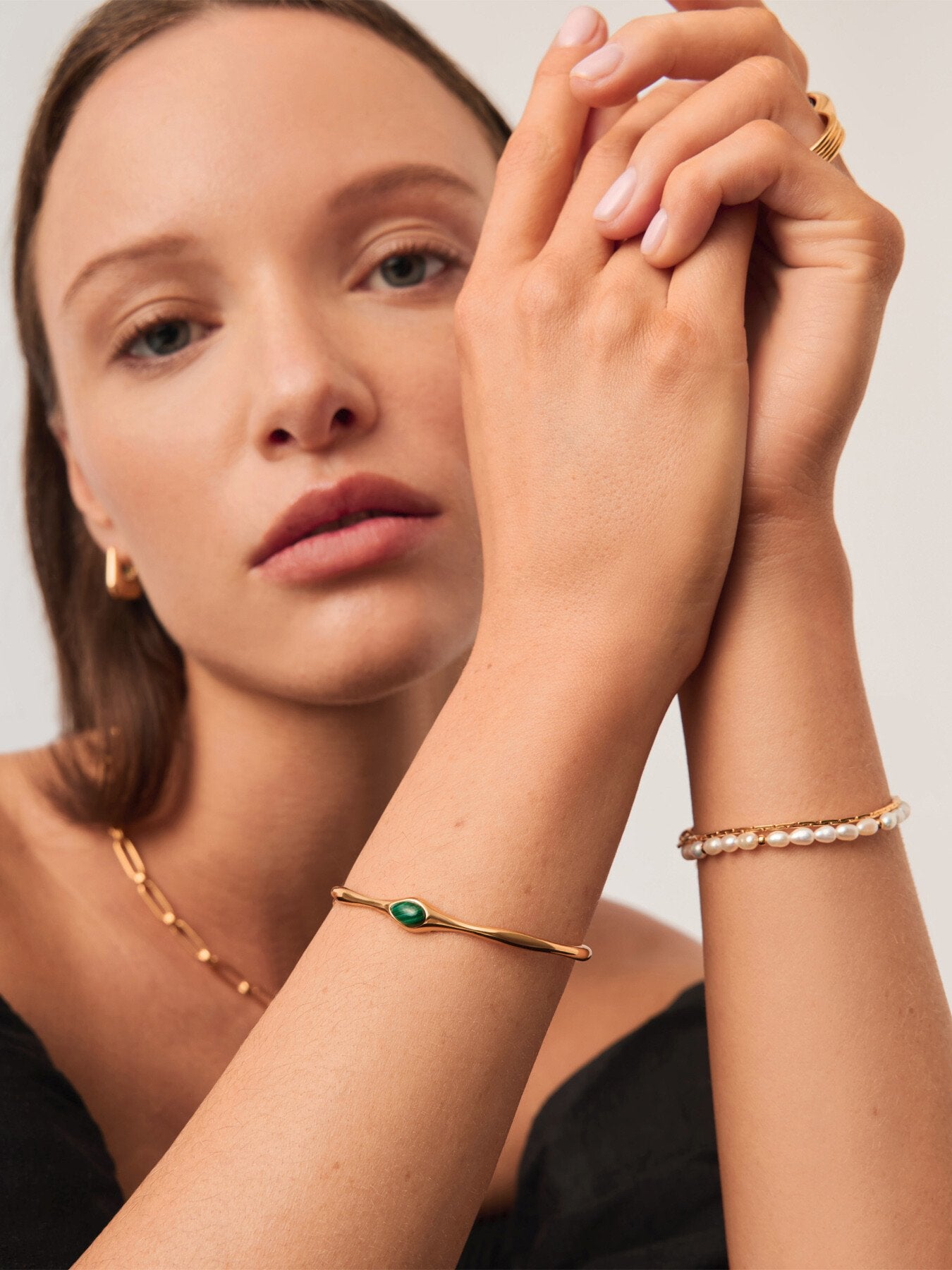 Organic Shape Green Malachite Cuff