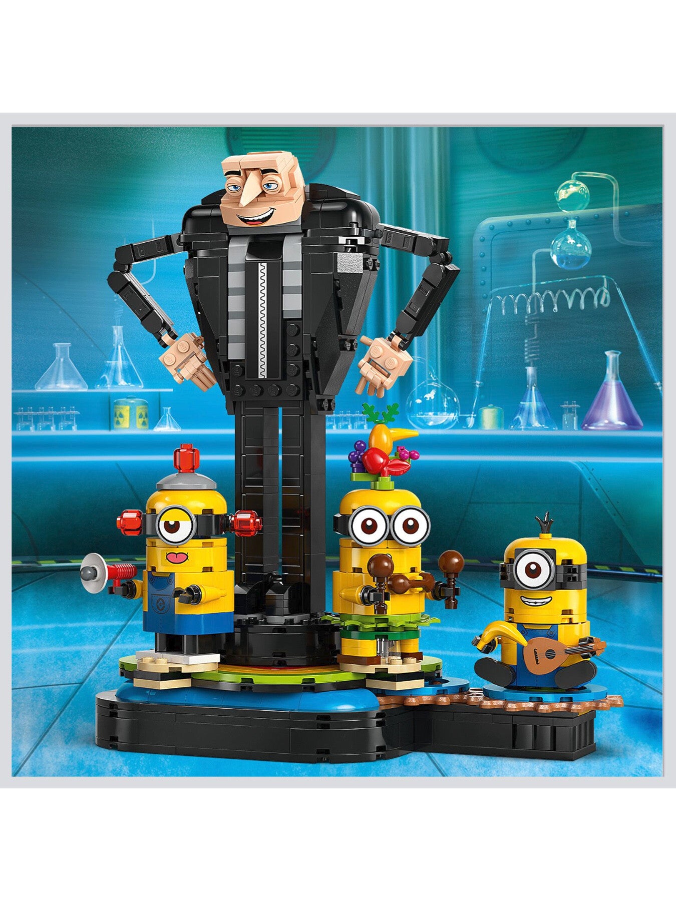 Brick-Built Gru and Minions 75582