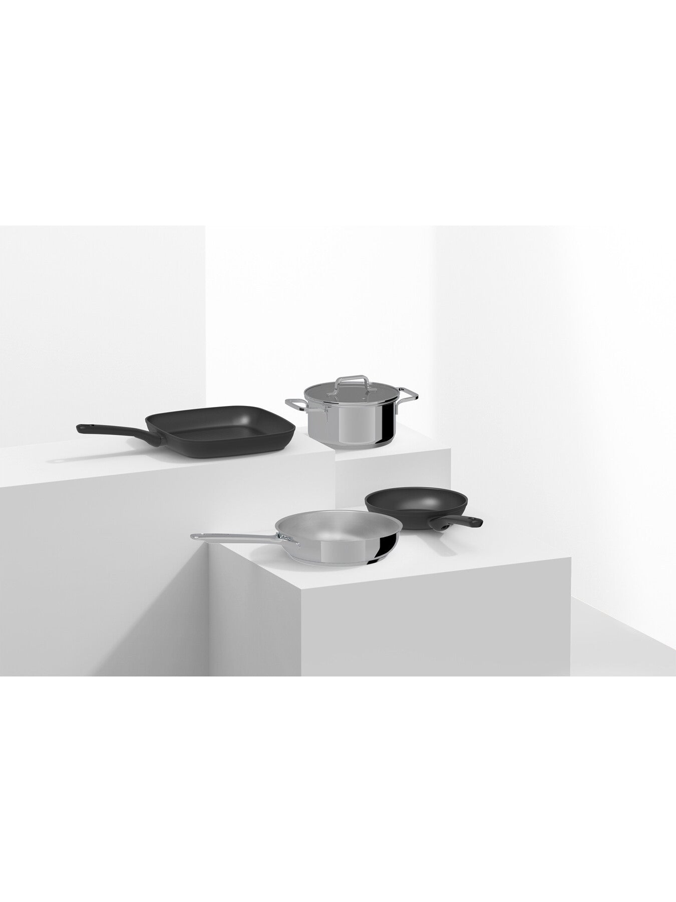 DiNA Helix Recycled Stainless Steel Casserole 2.1L