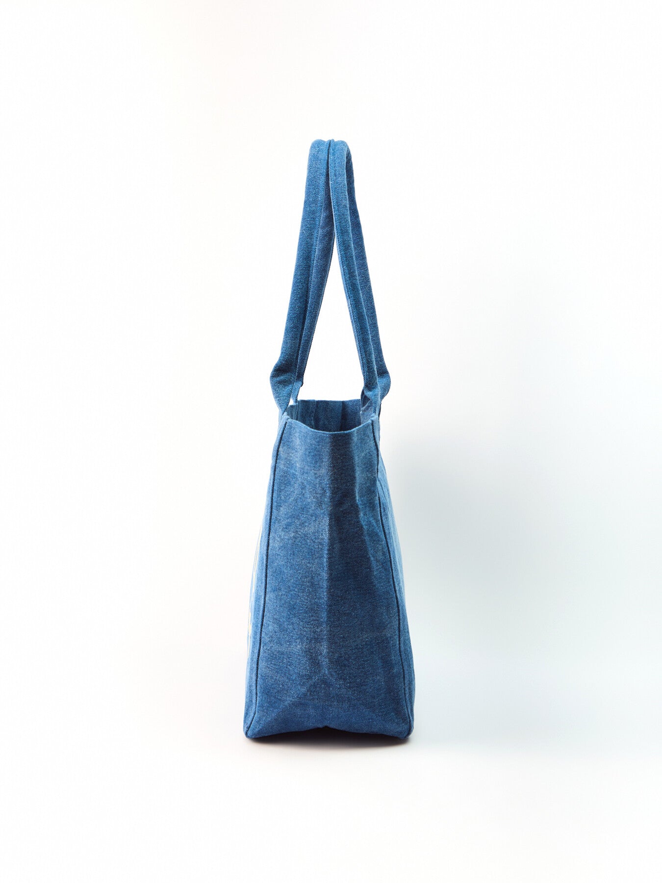Yenky Zipped Tote Bag