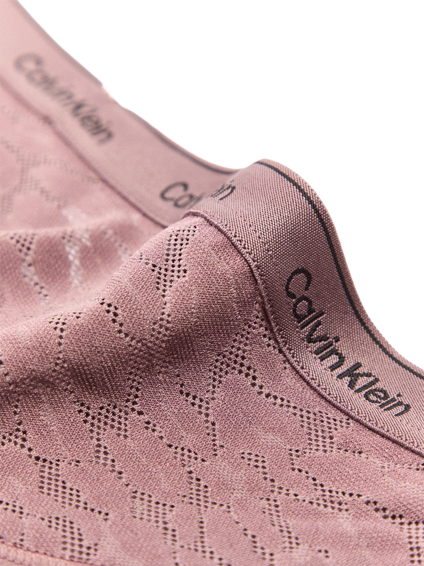 Modern Lace Brazilian