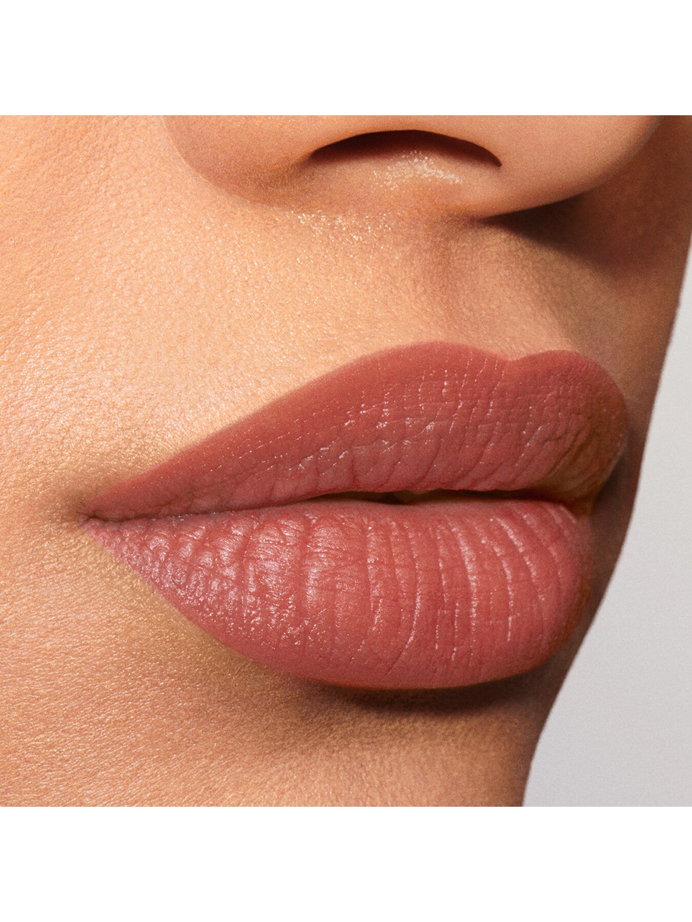 Pure Color Explicit Silk Matte Lipstick