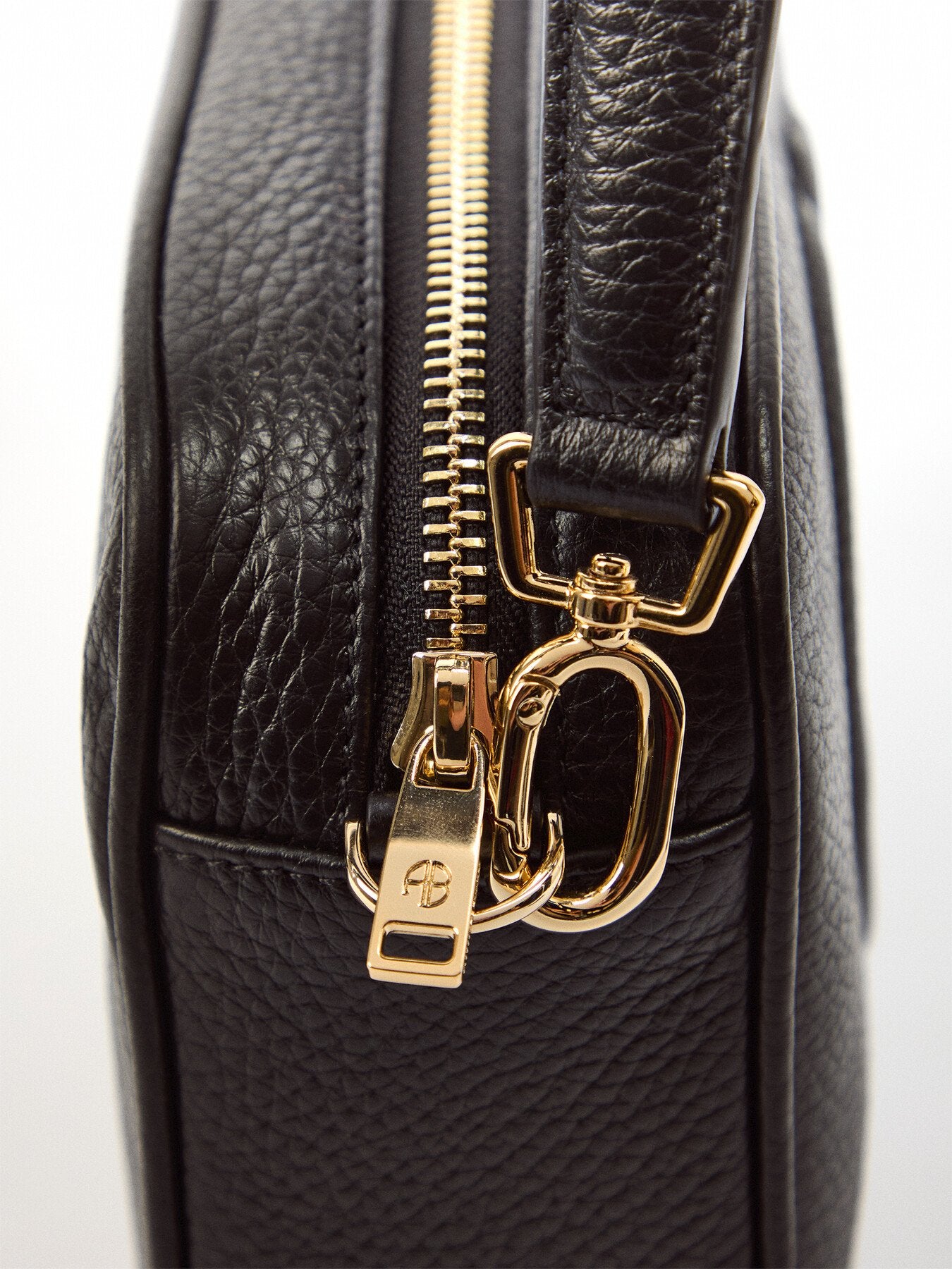 Lili Shoulder Bag