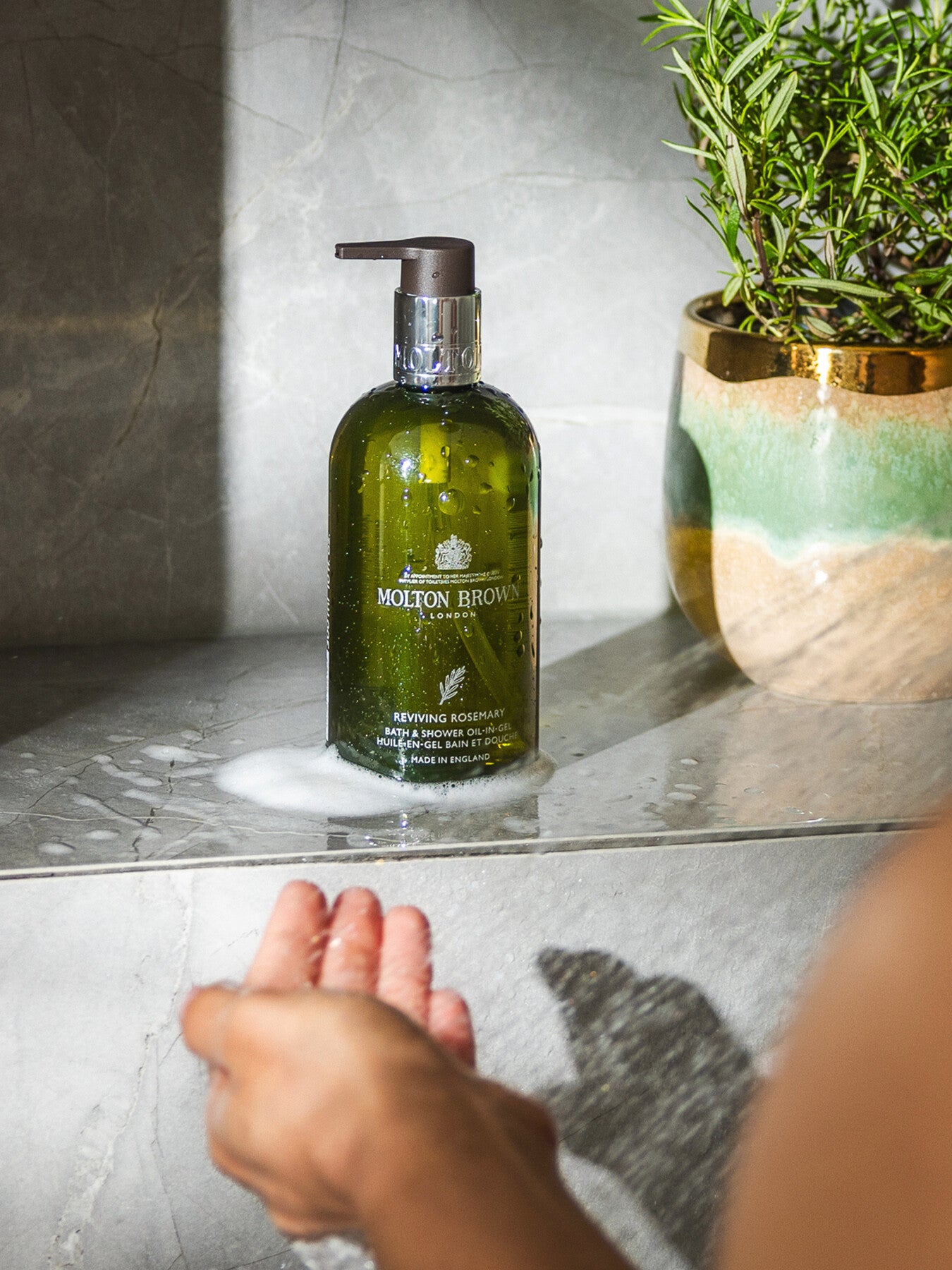 Reviving Rosemary Bath Shower Oil-In-Gel 300ml