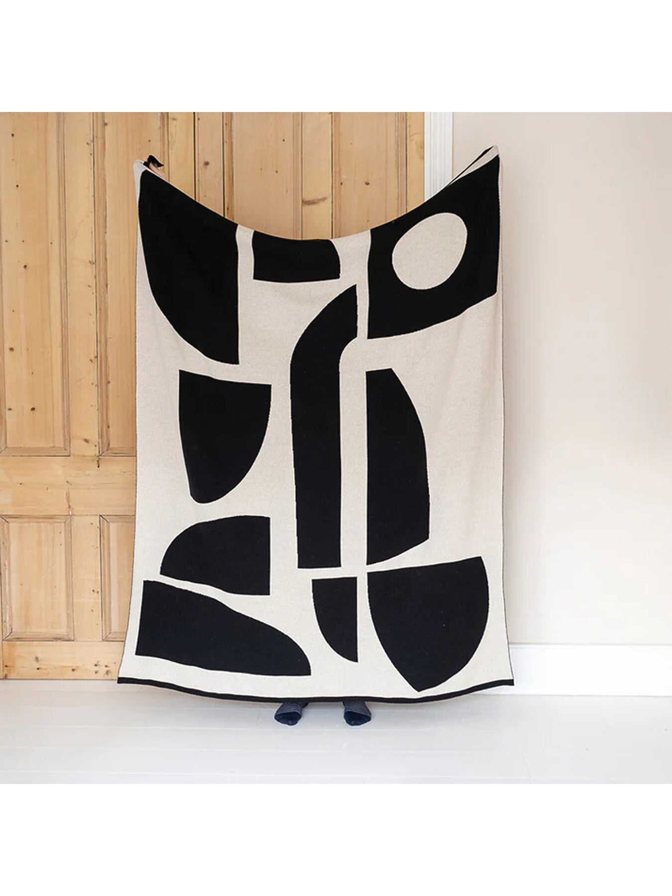 Bruten Throw