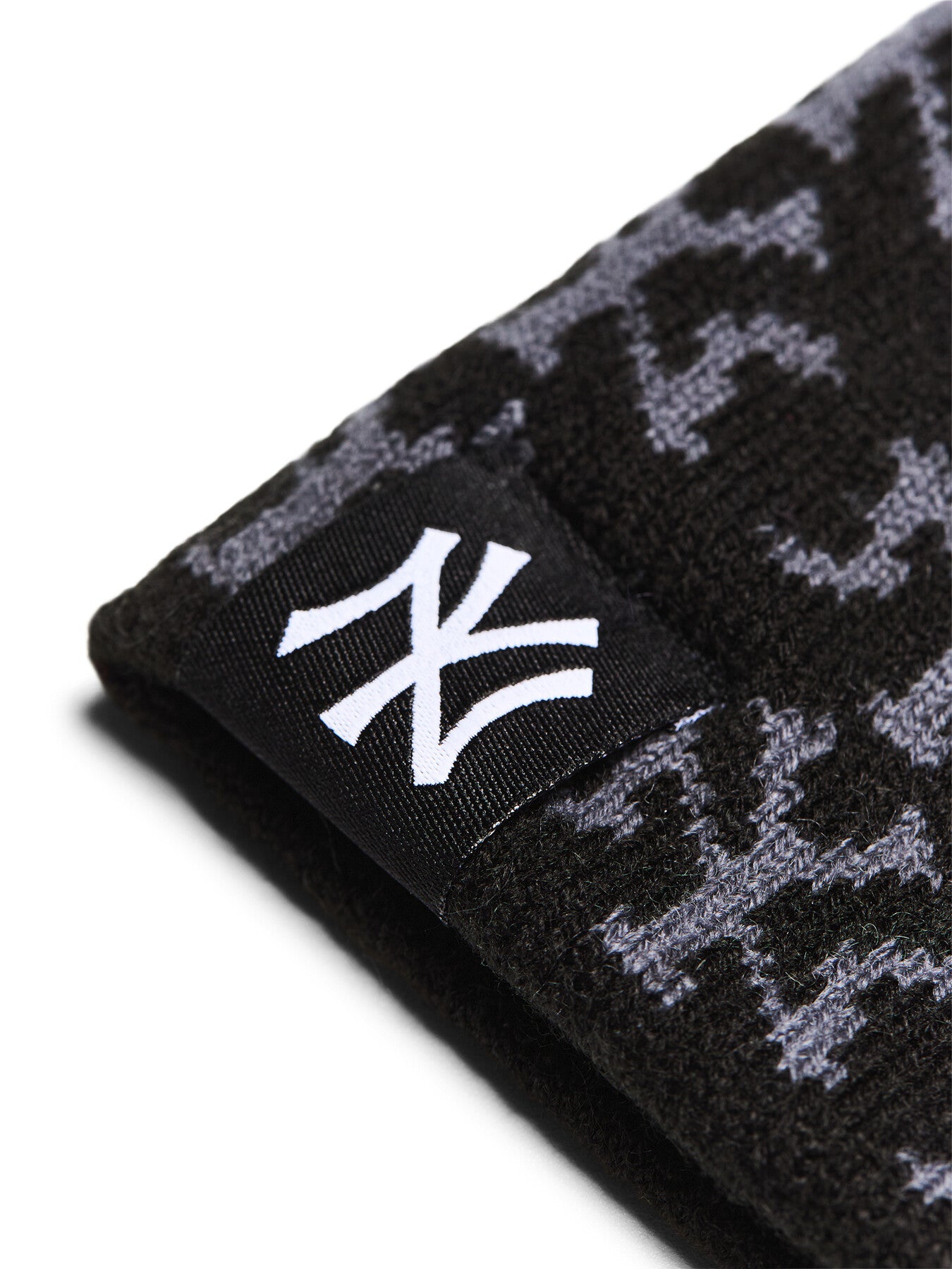 Jacquard Skull Beanie