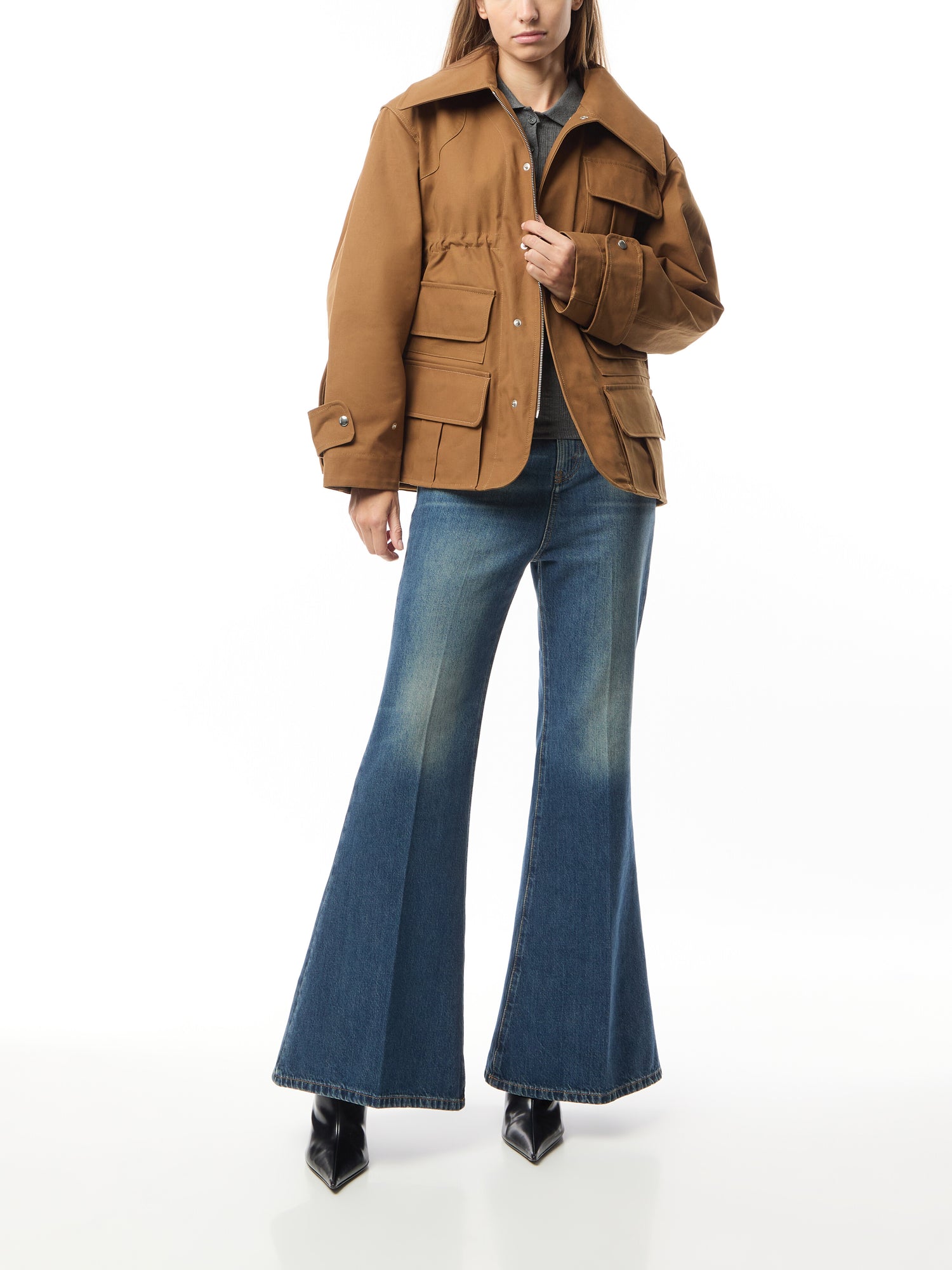 Wide Leg Kick Jeans