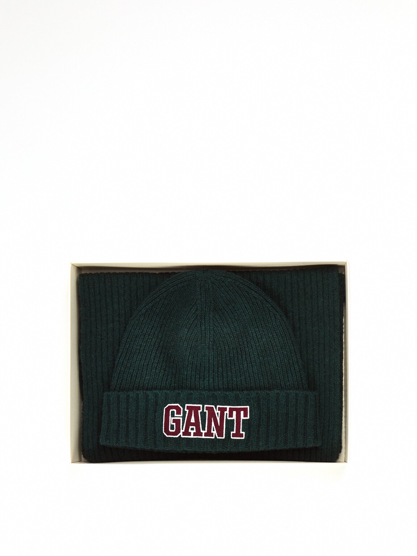 Gant 1949 Beanie Scarf Gift Set