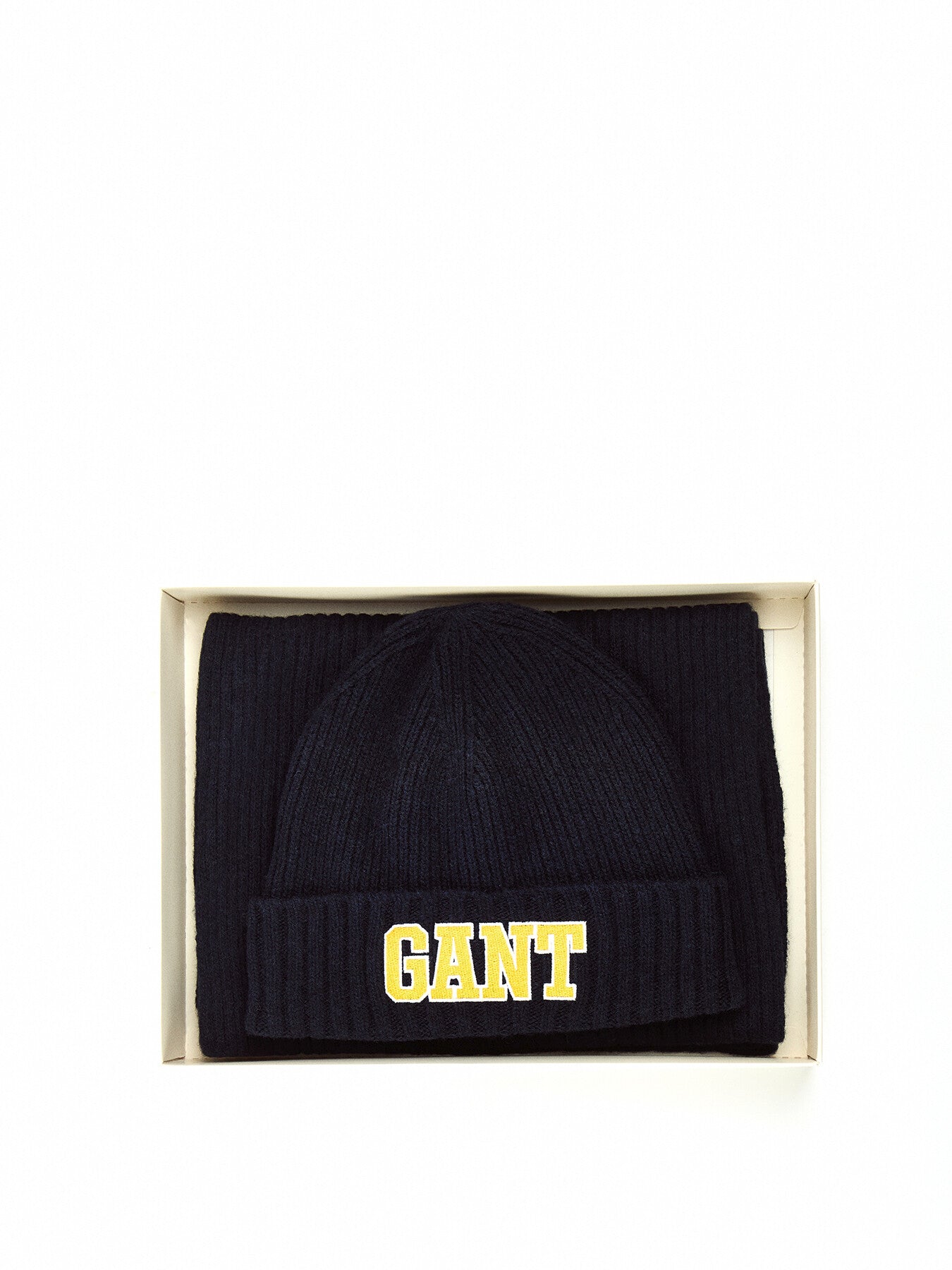 Gant 1949 Beanie Scarf Gift Set