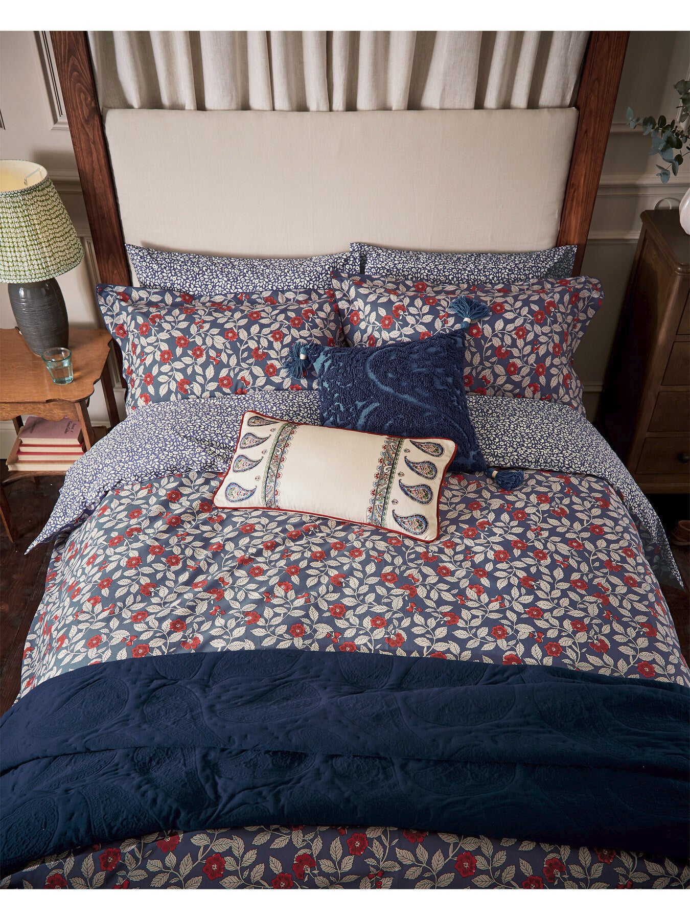 Grove Floral Cover Set