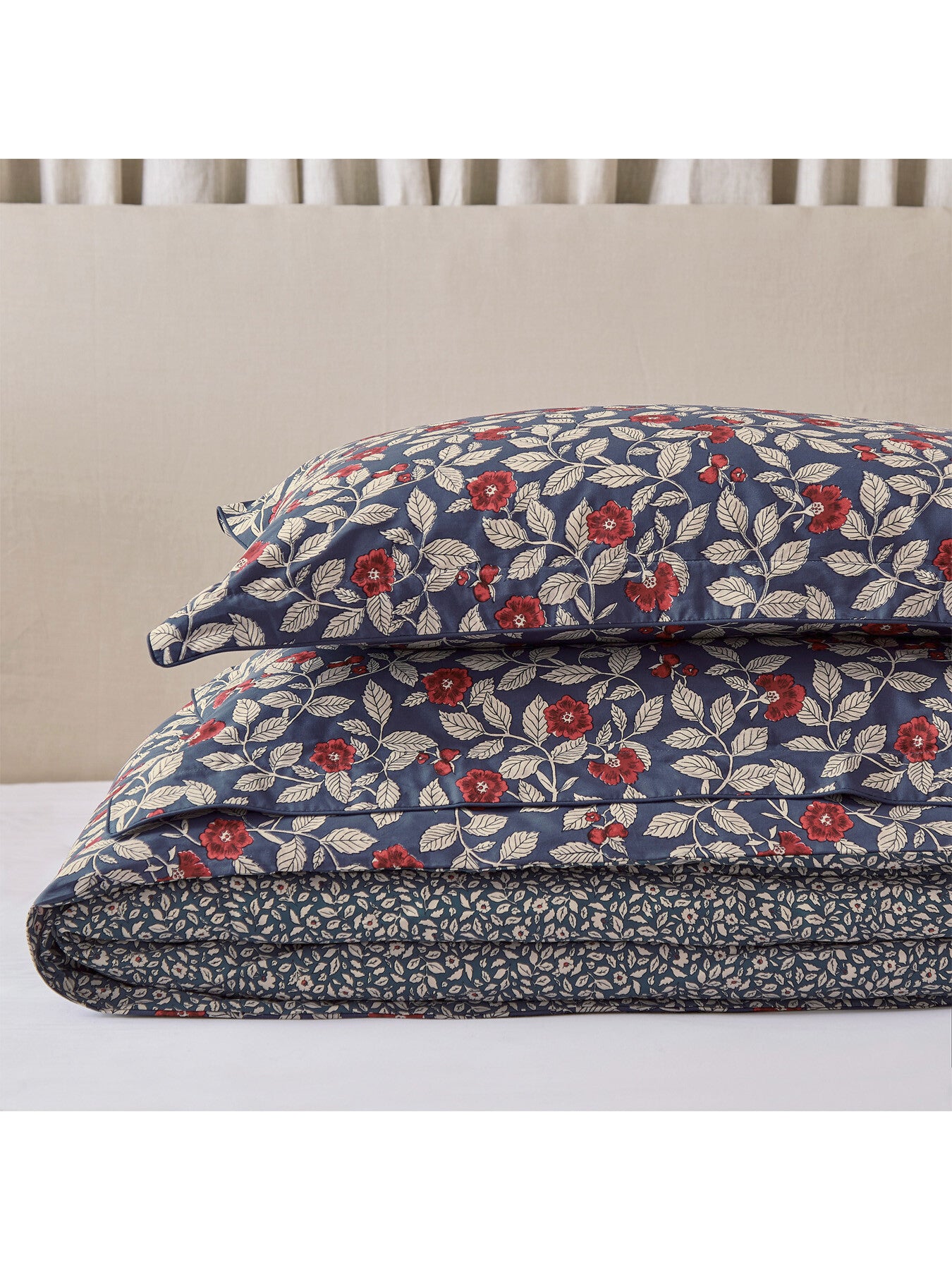 Grove Floral Cover Set