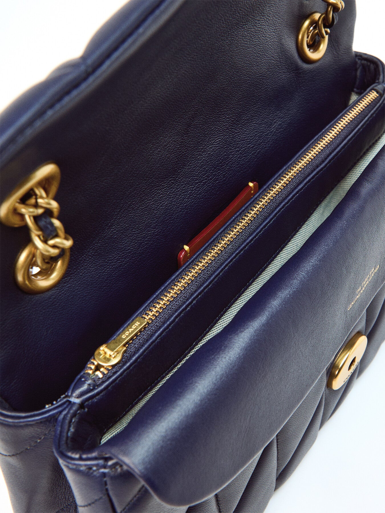 Quilted Tabby Shoulder Bag 26