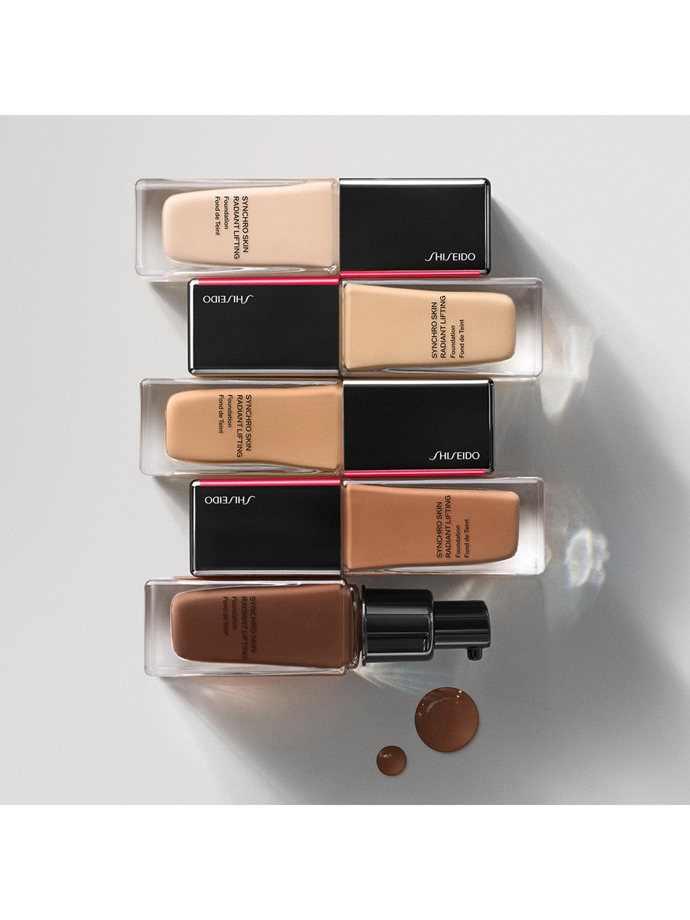 Synchro Skin Radiant Lifting Foundation
