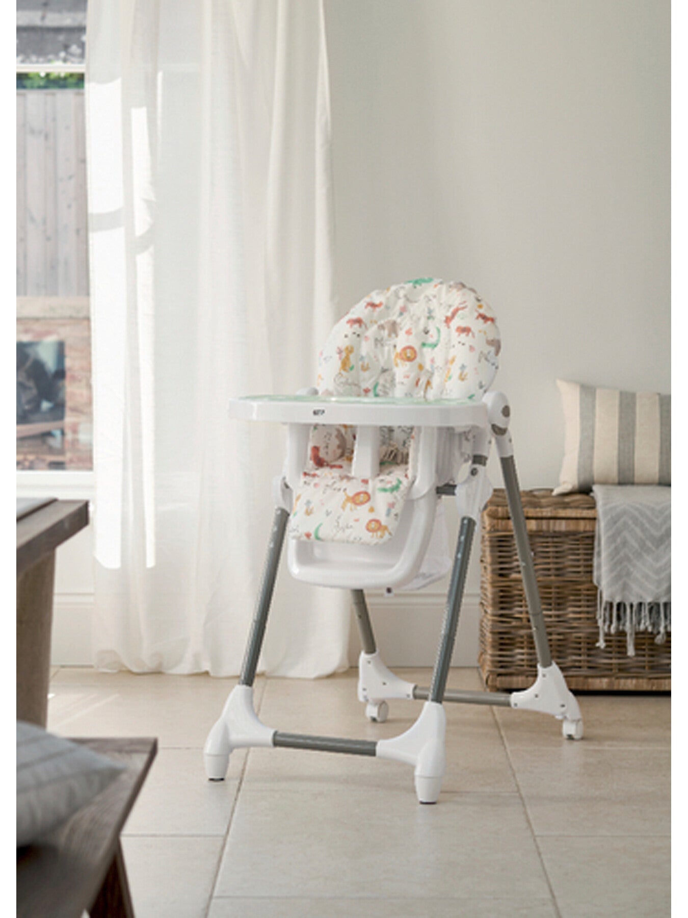 Snax Highchair Jungle Alphabet