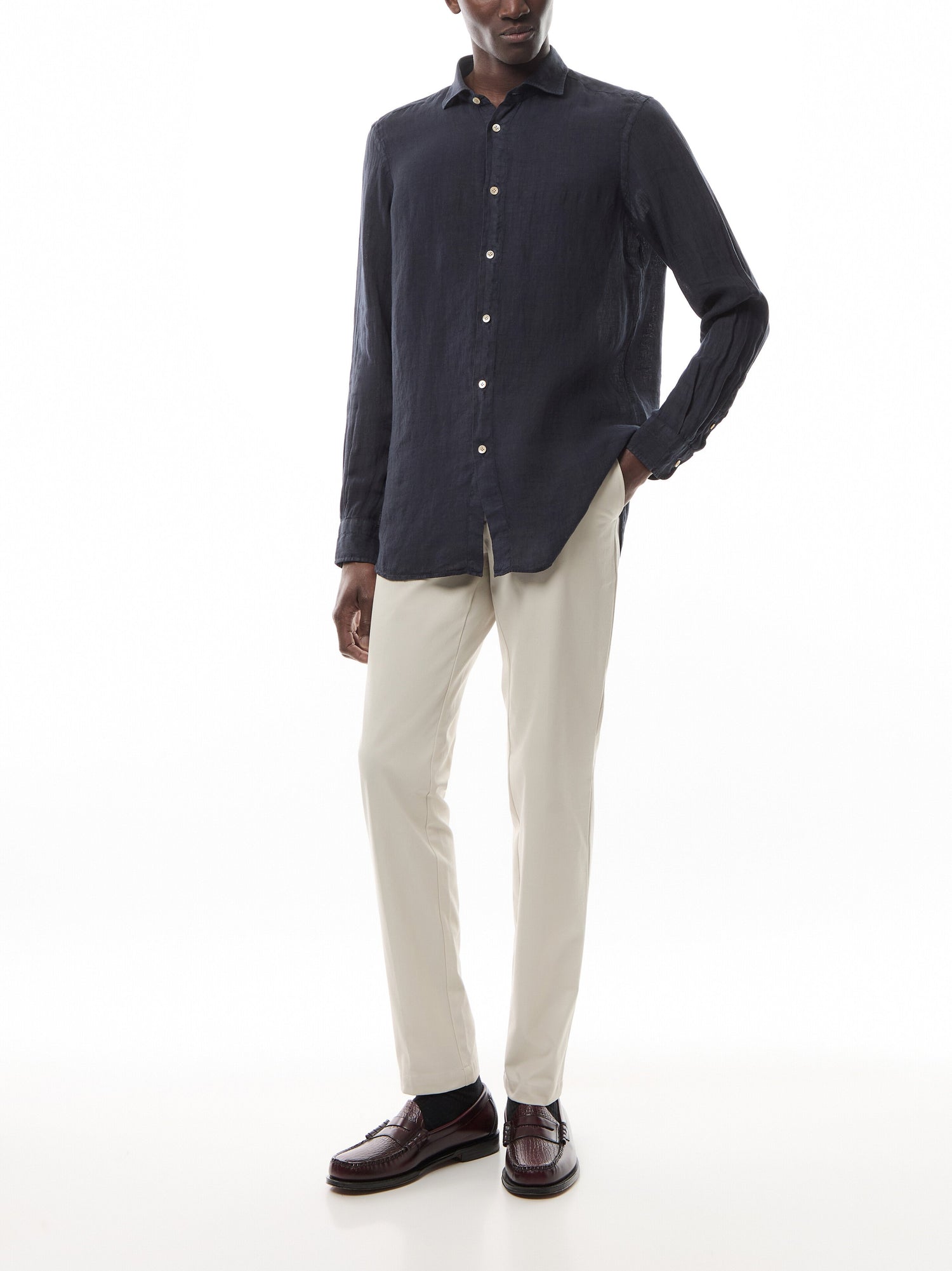 Linen Cut Away Collar Shirt