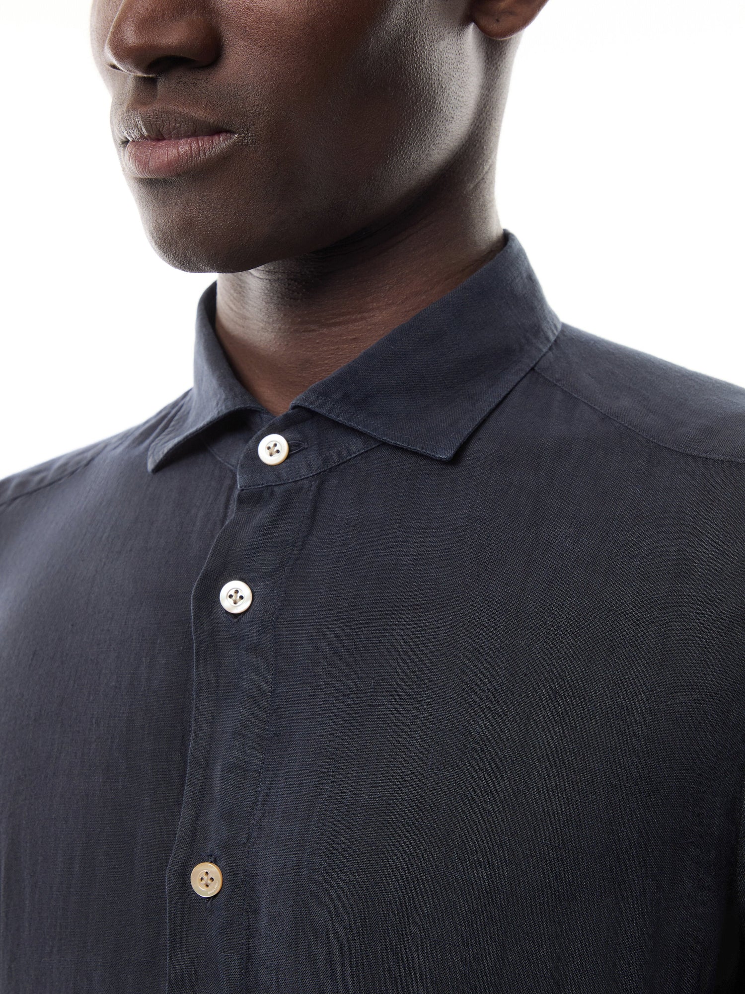 Linen Cut Away Collar Shirt