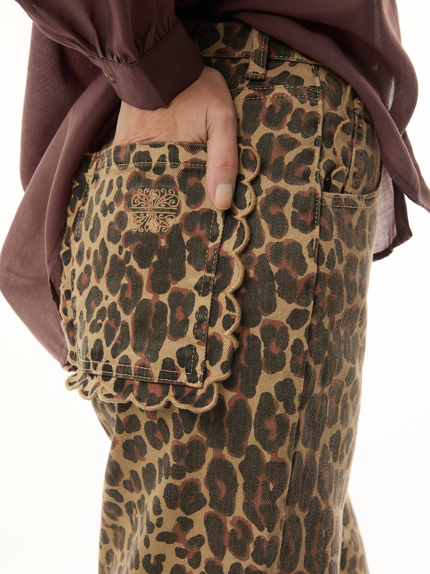 Leopard Lucia Scallop Detail Jeans Petite